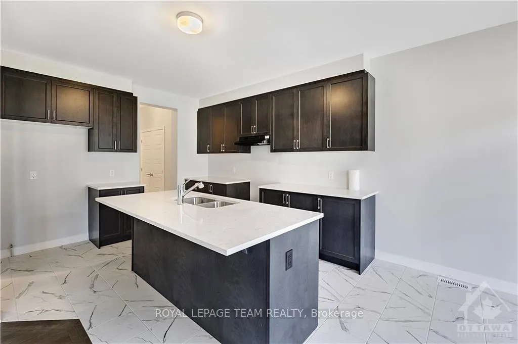 Photo 11 of 866 Moonrise Terrace, Ottawa, Barrhaven - Half Moon Bay — HOMEH