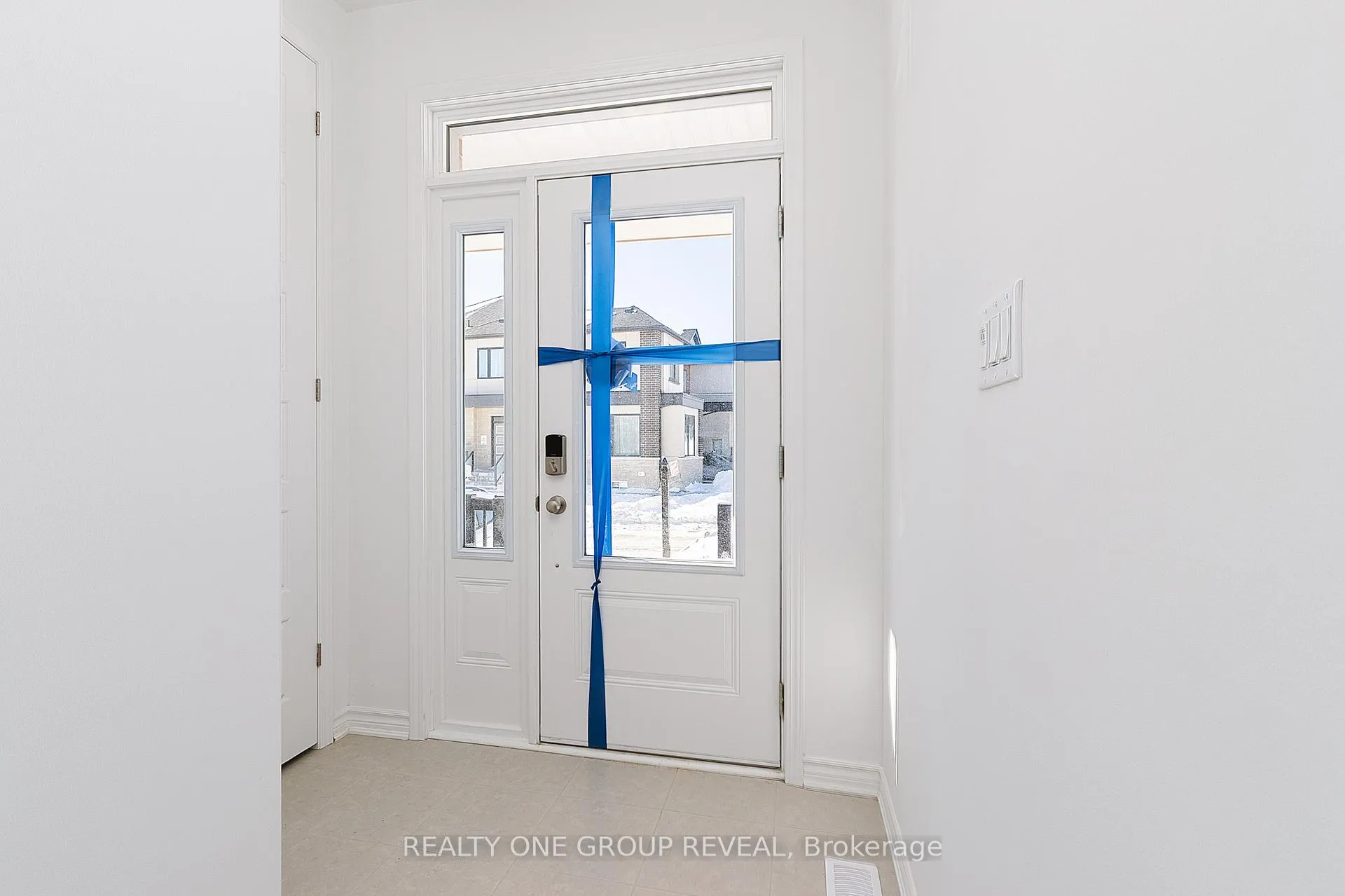 Photo 2 of 3515 Brickyard Drive, Pickering, Rural Pickering — HOMEH