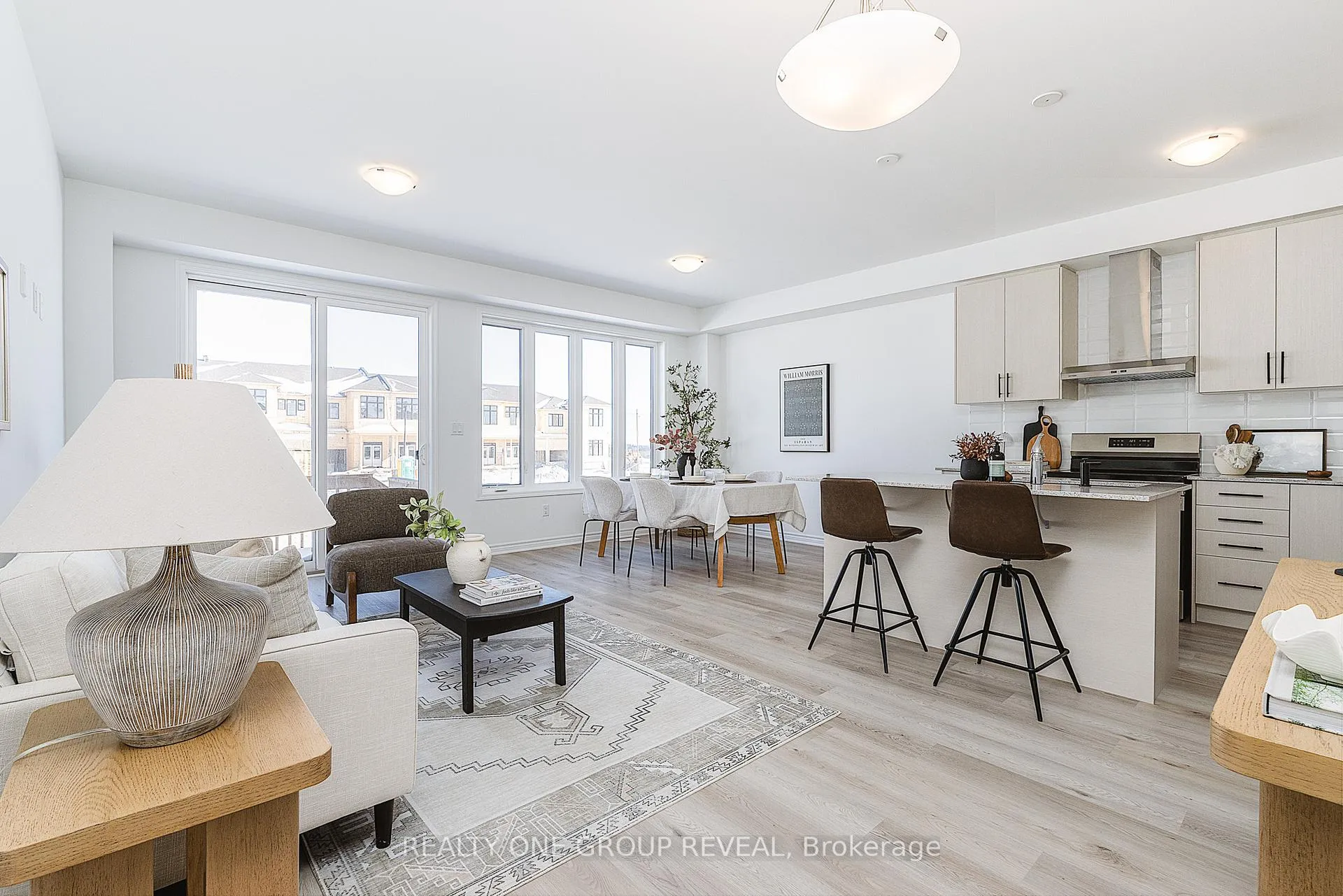 Photo 4 of 3515 Brickyard Drive, Pickering, Rural Pickering — HOMEH