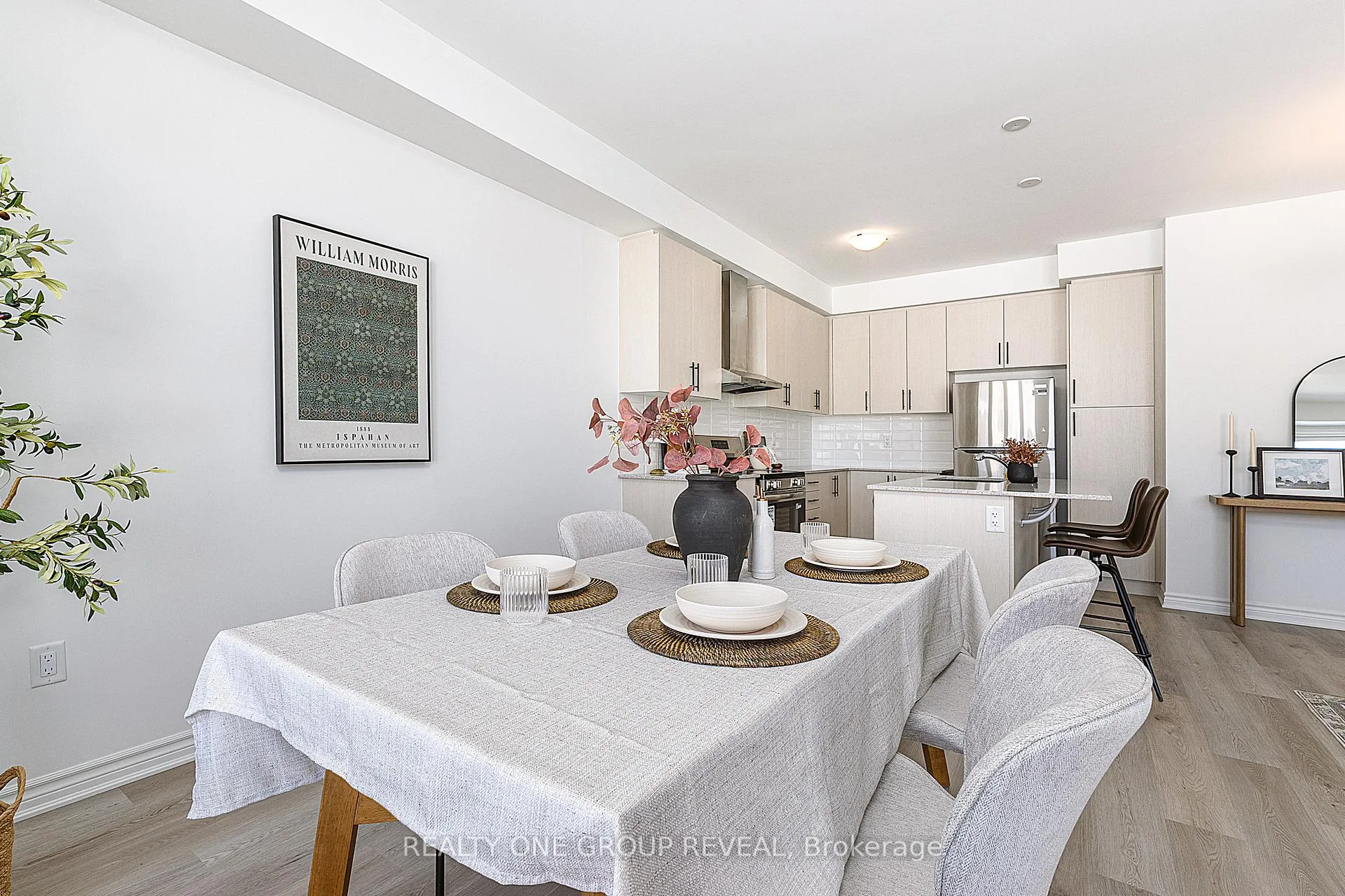 Photo 7 of 3515 Brickyard Drive, Pickering, Rural Pickering — HOMEH
