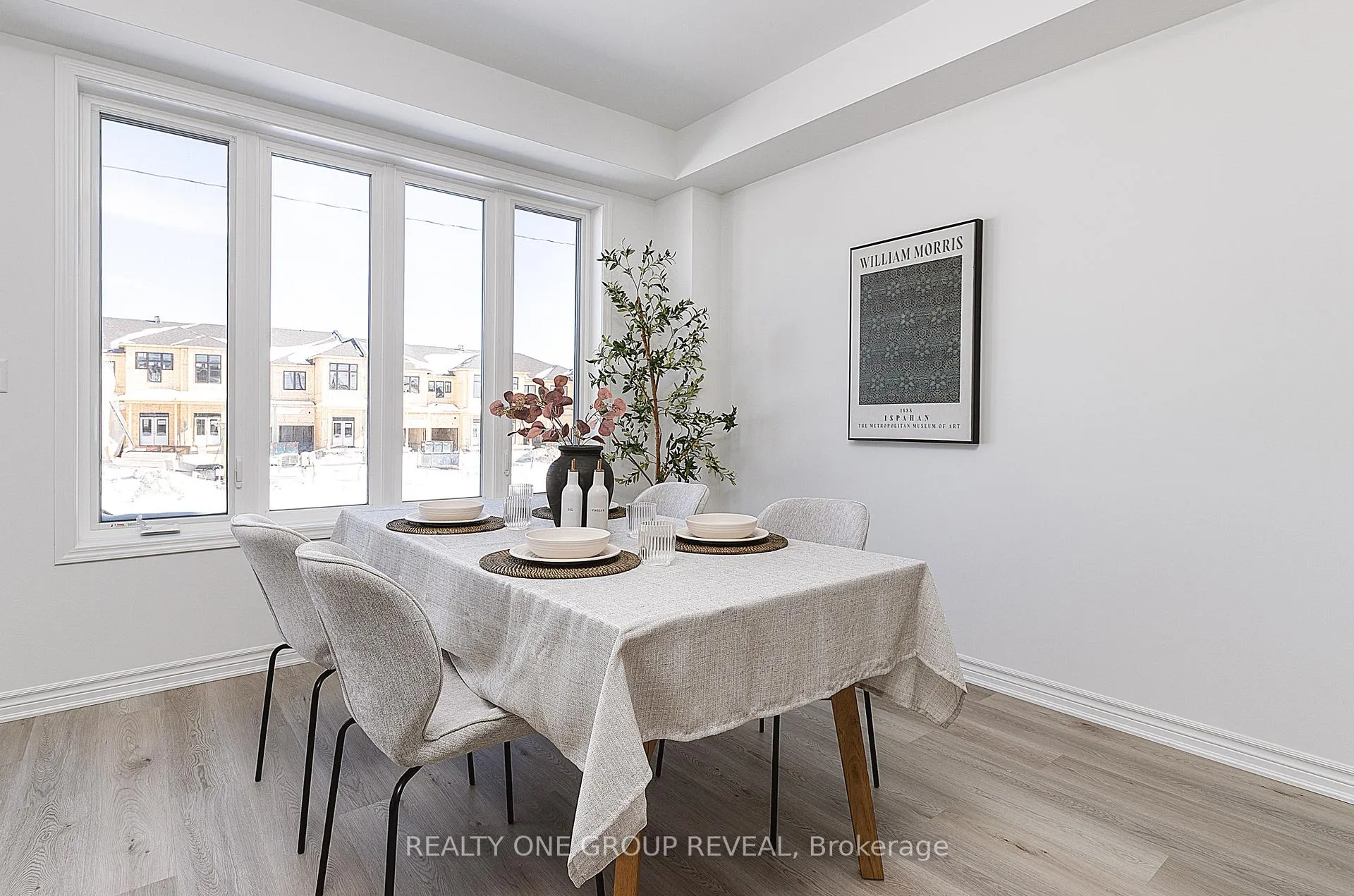Photo 8 of 3515 Brickyard Drive, Pickering, Rural Pickering — HOMEH