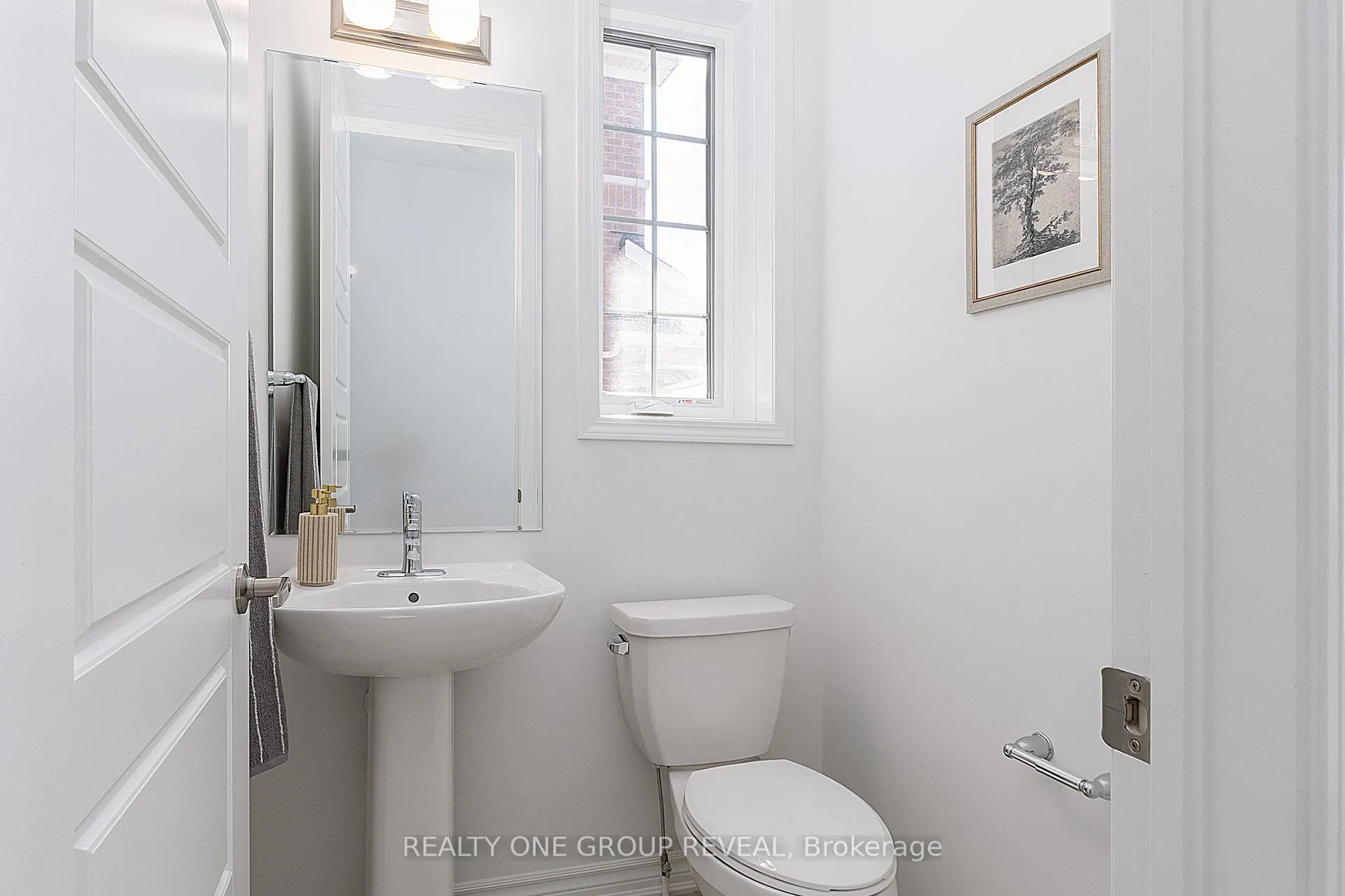 Photo 13 of 3515 Brickyard Drive, Pickering, Rural Pickering — HOMEH