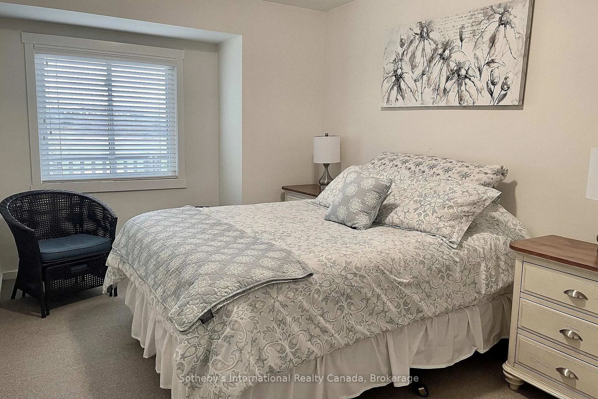 Photo 20 of 571 Oxbow Crescent, Collingwood — HOMEH