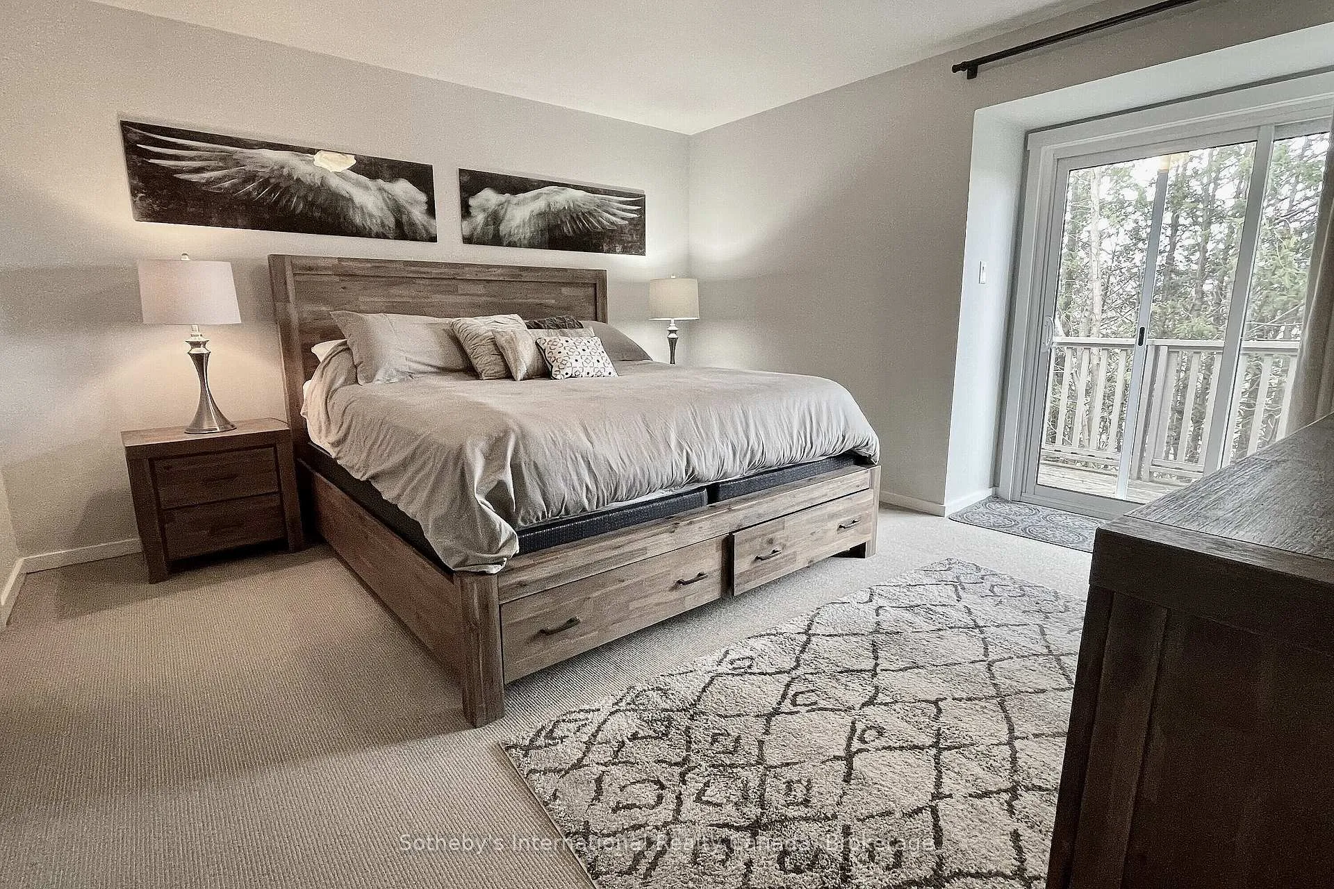 Photo 23 of 571 Oxbow Crescent, Collingwood — HOMEH
