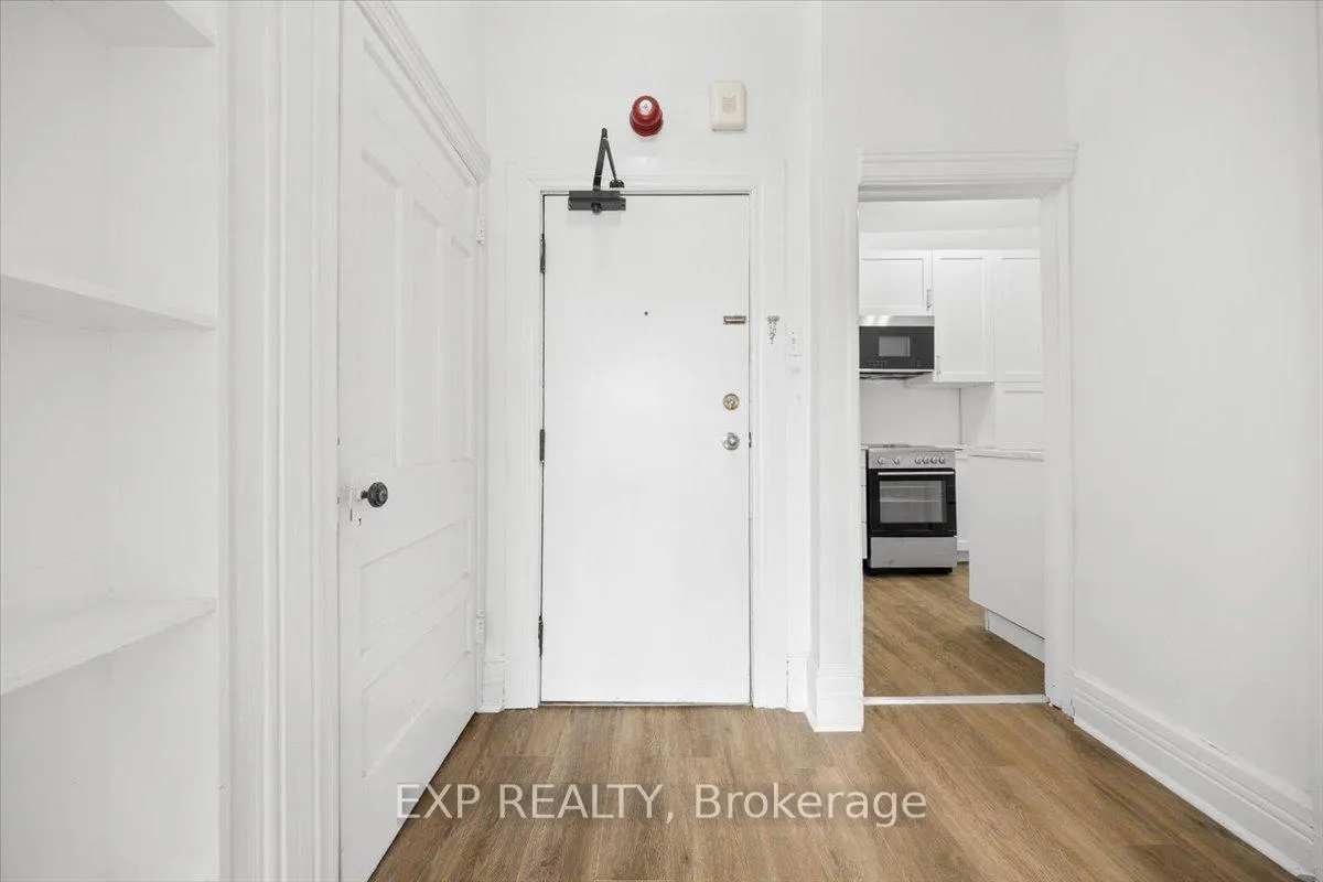 Photo 3 of Unit 3, 484 Gilmour Street, Ottawa, Ottawa Centre — HOMEH