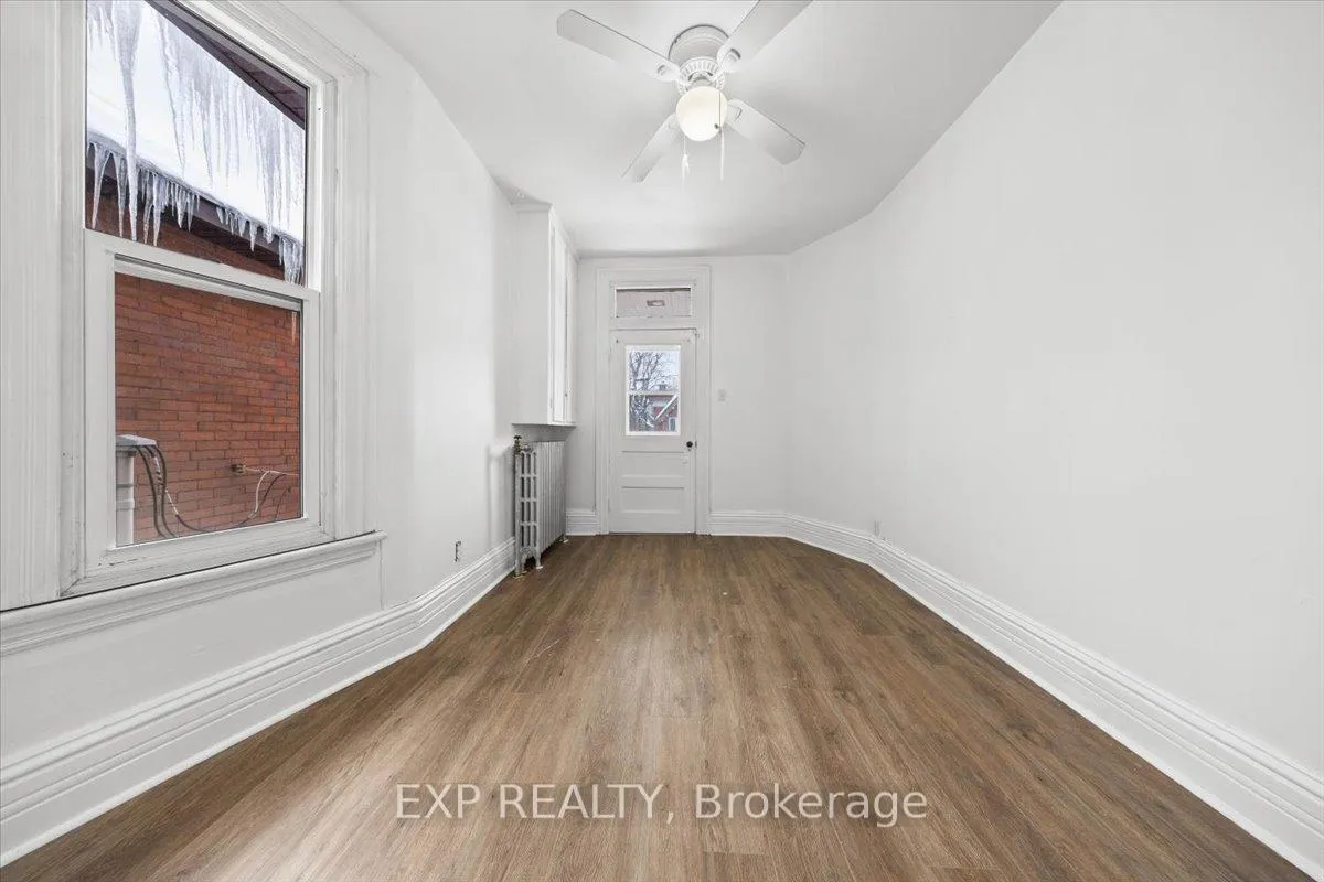 Photo 11 of Unit 3, 484 Gilmour Street, Ottawa, Ottawa Centre — HOMEH