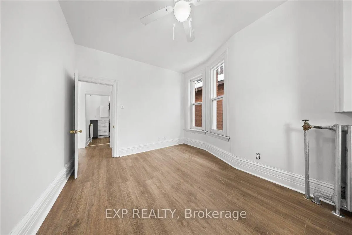Photo 12 of Unit 3, 484 Gilmour Street, Ottawa, Ottawa Centre — HOMEH