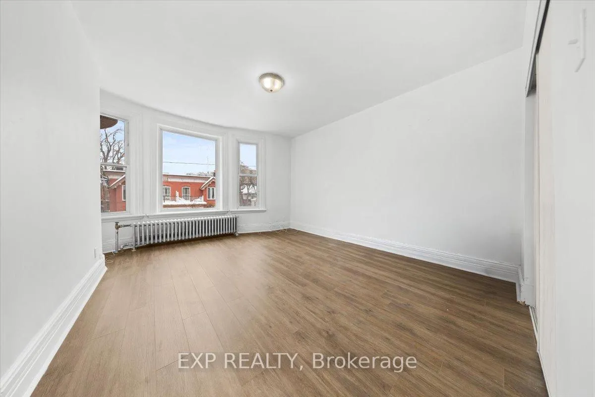 Photo 13 of Unit 3, 484 Gilmour Street, Ottawa, Ottawa Centre — HOMEH