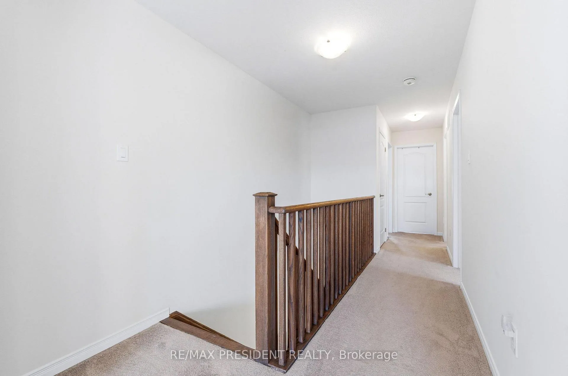 Photo 25 of 12 Midhurst Heights, Hamilton, Stoney Creek — HOMEH