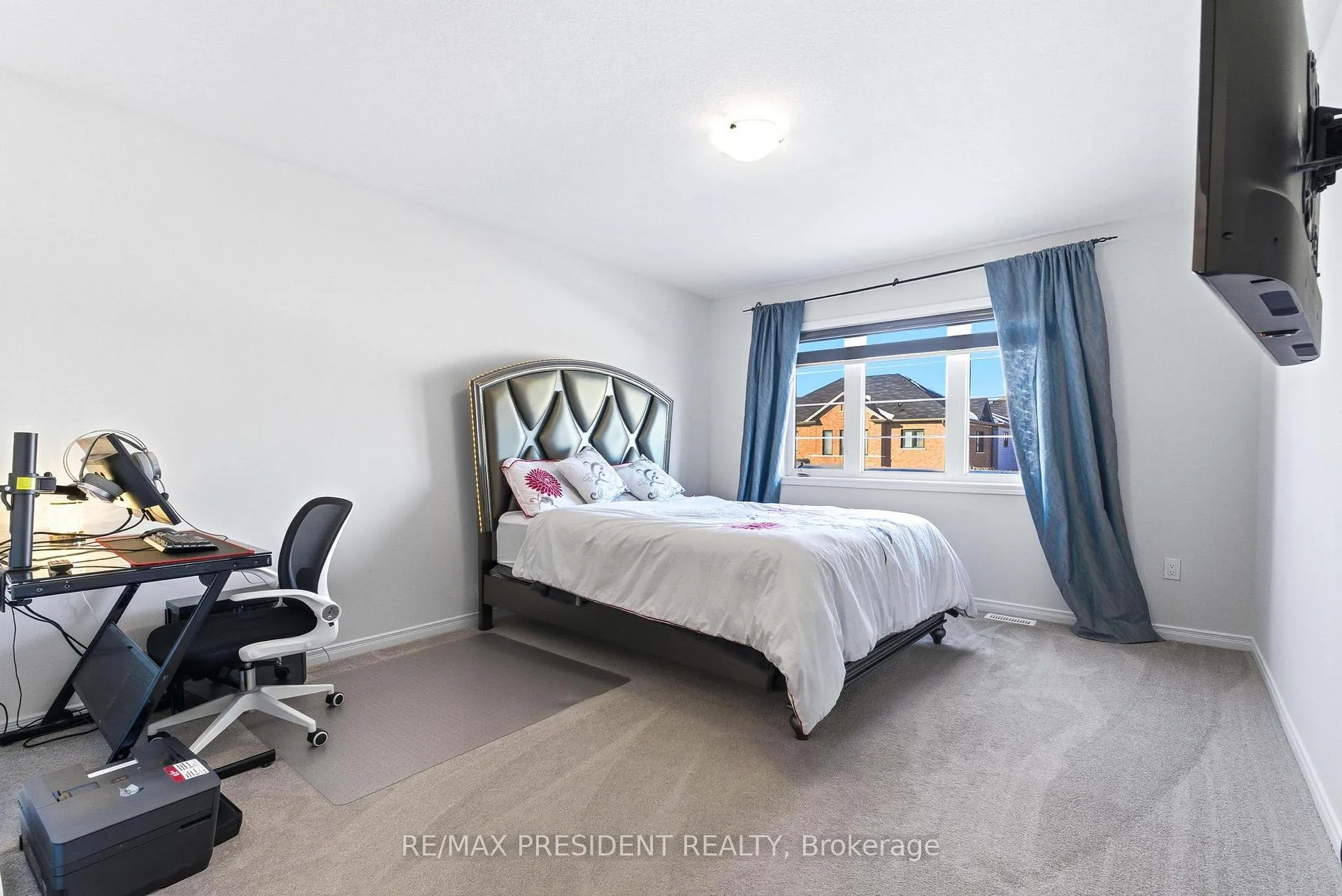 Photo 29 of 12 Midhurst Heights, Hamilton, Stoney Creek — HOMEH