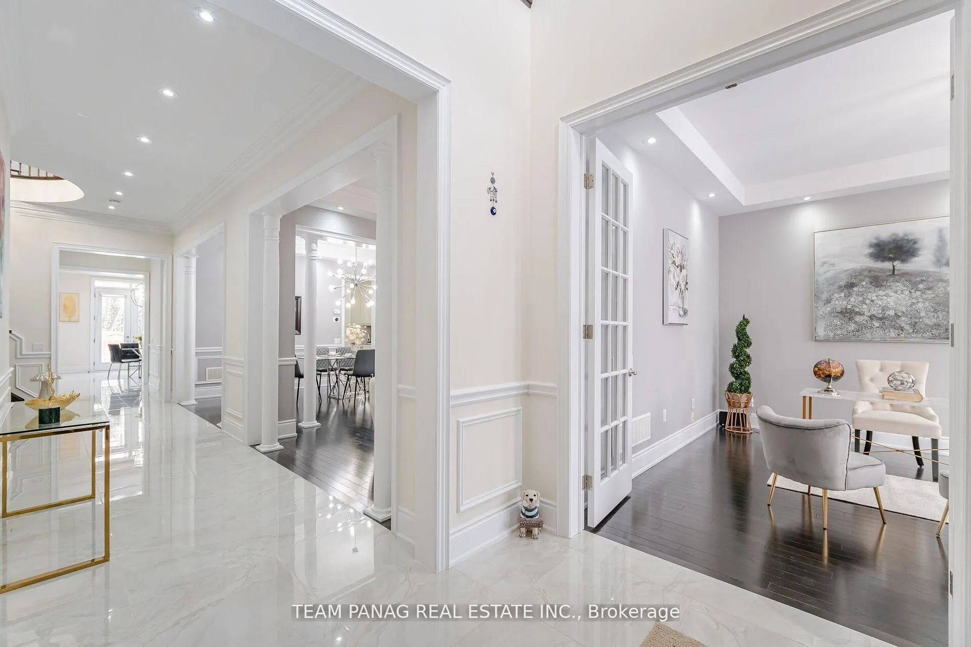 Photo 7 of 76 Balderson Drive, Vaughan, Kleinburg — HOMEH