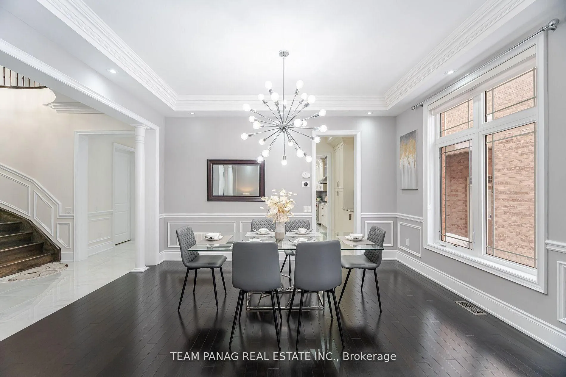 Photo 10 of 76 Balderson Drive, Vaughan, Kleinburg — HOMEH