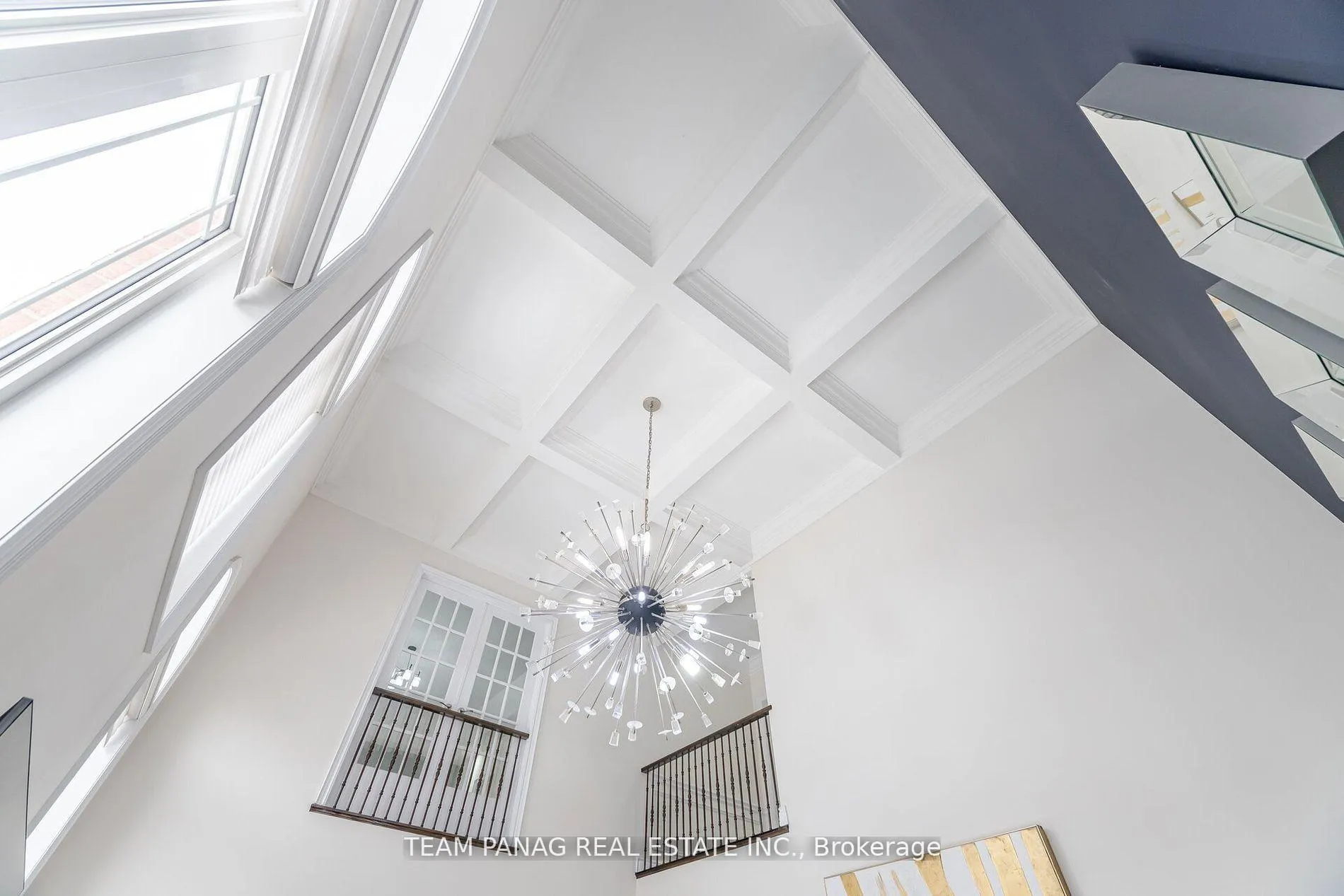 Photo 18 of 76 Balderson Drive, Vaughan, Kleinburg — HOMEH