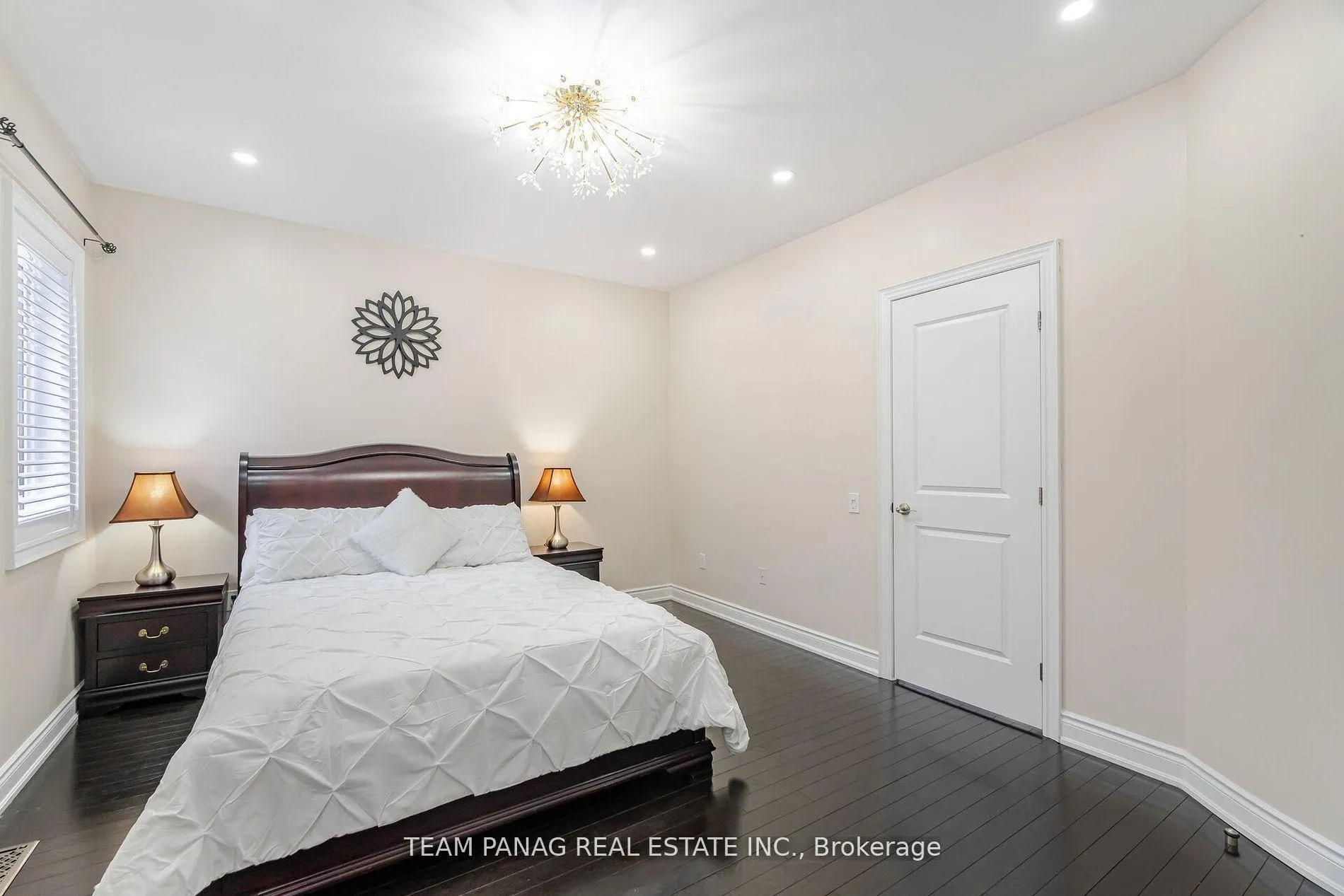 Photo 29 of 76 Balderson Drive, Vaughan, Kleinburg — HOMEH