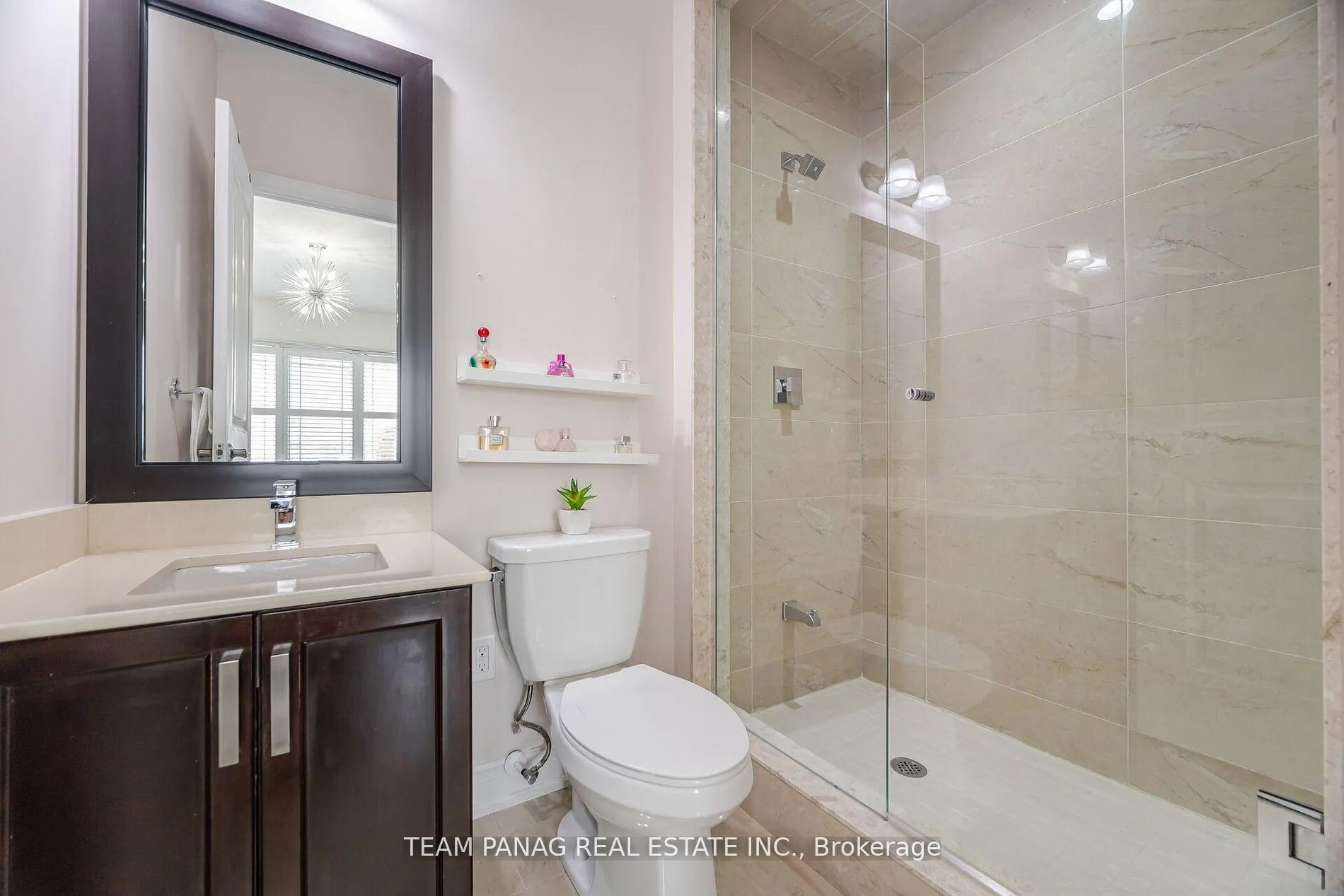 Photo 32 of 76 Balderson Drive, Vaughan, Kleinburg — HOMEH
