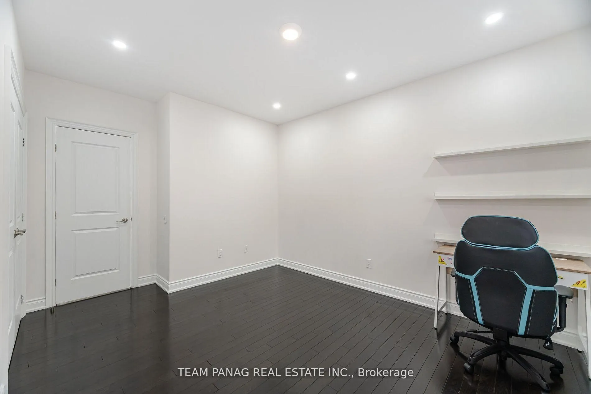 Photo 33 of 76 Balderson Drive, Vaughan, Kleinburg — HOMEH