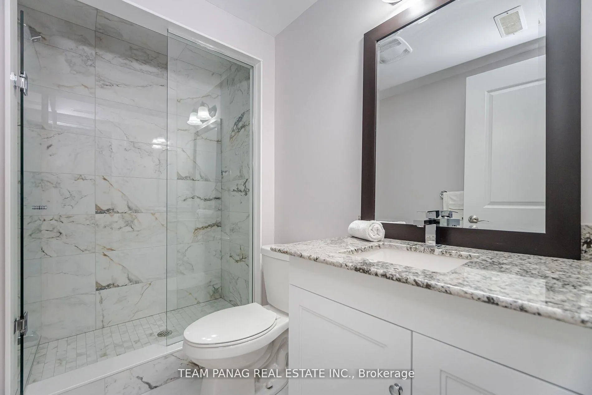 Photo 45 of 76 Balderson Drive, Vaughan, Kleinburg — HOMEH