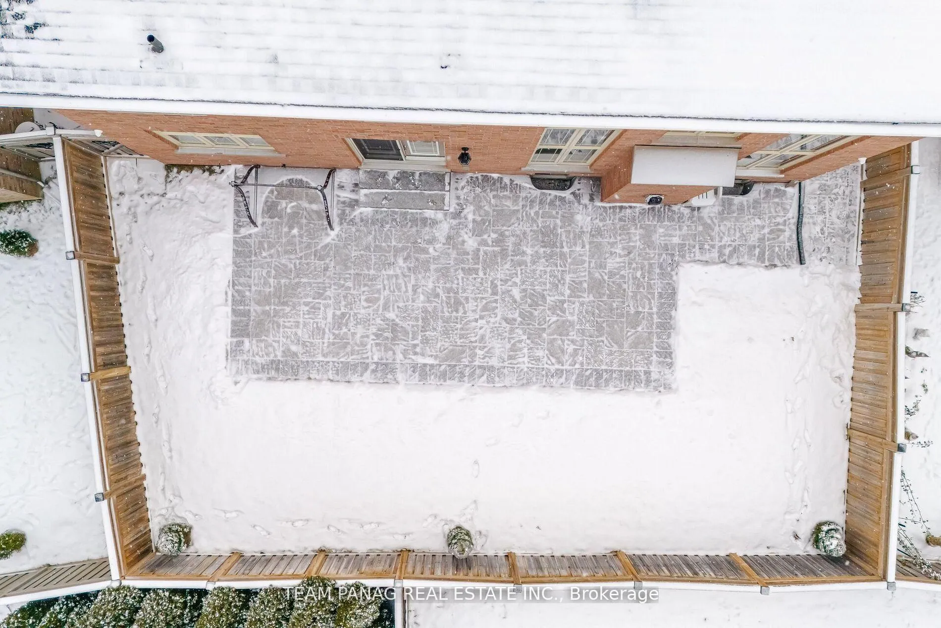 Photo 47 of 76 Balderson Drive, Vaughan, Kleinburg — HOMEH