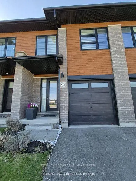 Photo 2 of 886 Robert Ferrie Drive, Kitchener — HOMEH
