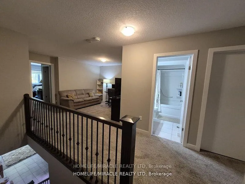 Photo 24 of 886 Robert Ferrie Drive, Kitchener — HOMEH
