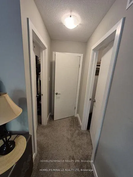 Photo 30 of 886 Robert Ferrie Drive, Kitchener — HOMEH