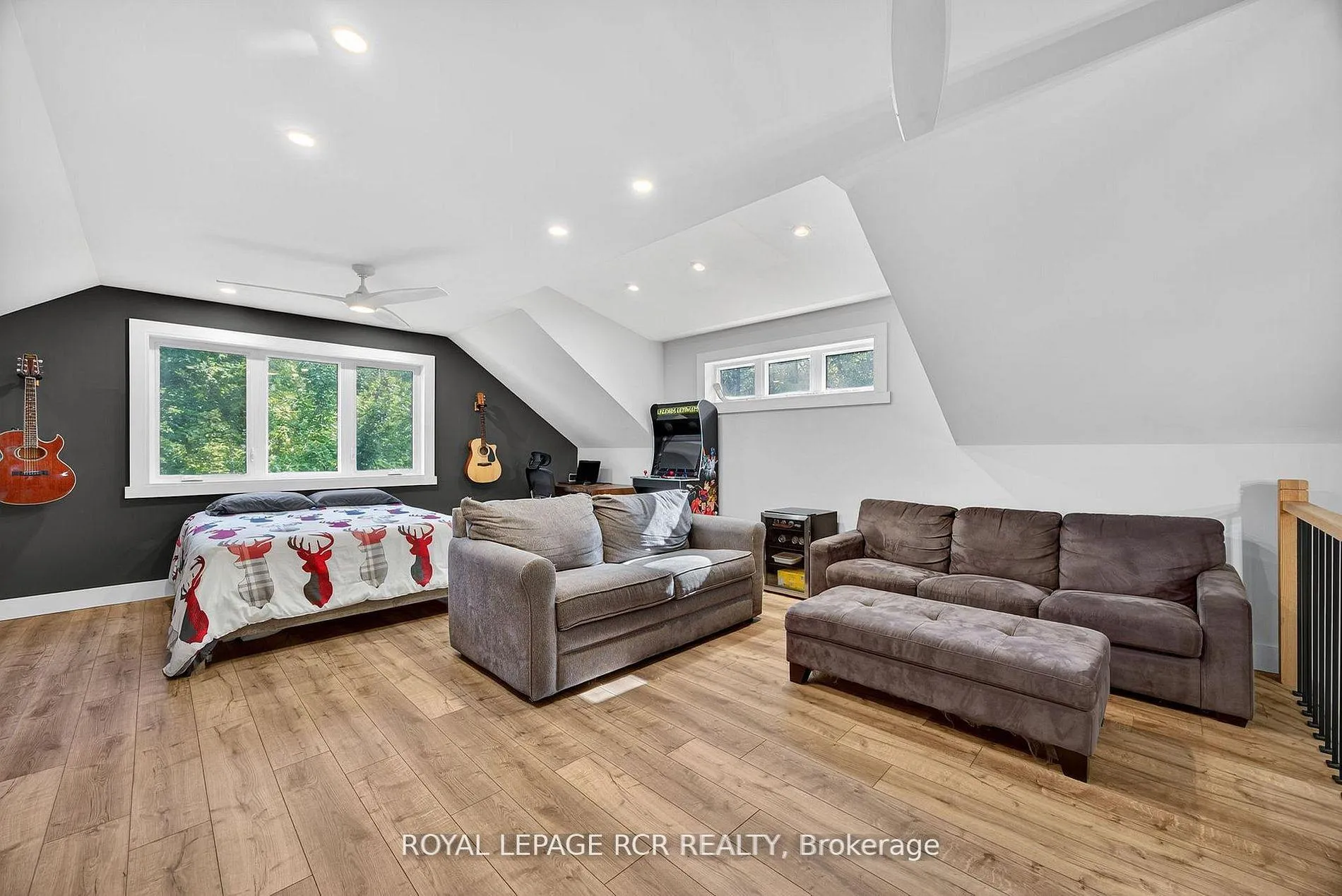 Photo 26 of 1031 Xavier Street, Gravenhurst, Wood (Gravenhurst) — HOMEH