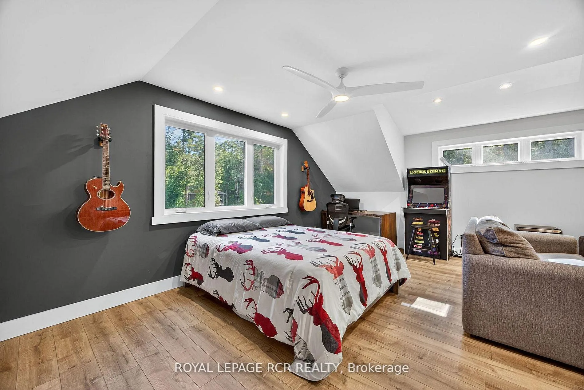 Photo 28 of 1031 Xavier Street, Gravenhurst, Wood (Gravenhurst) — HOMEH