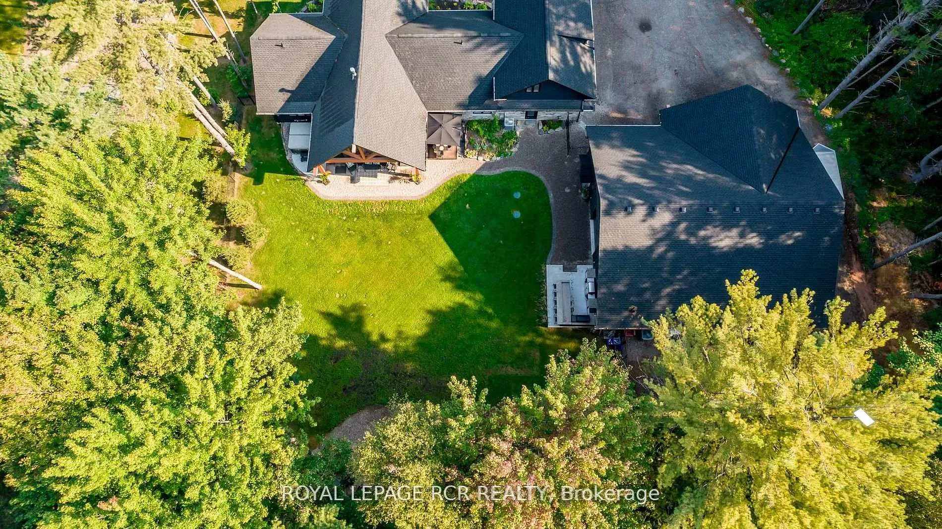 Photo 33 of 1031 Xavier Street, Gravenhurst, Wood (Gravenhurst) — HOMEH