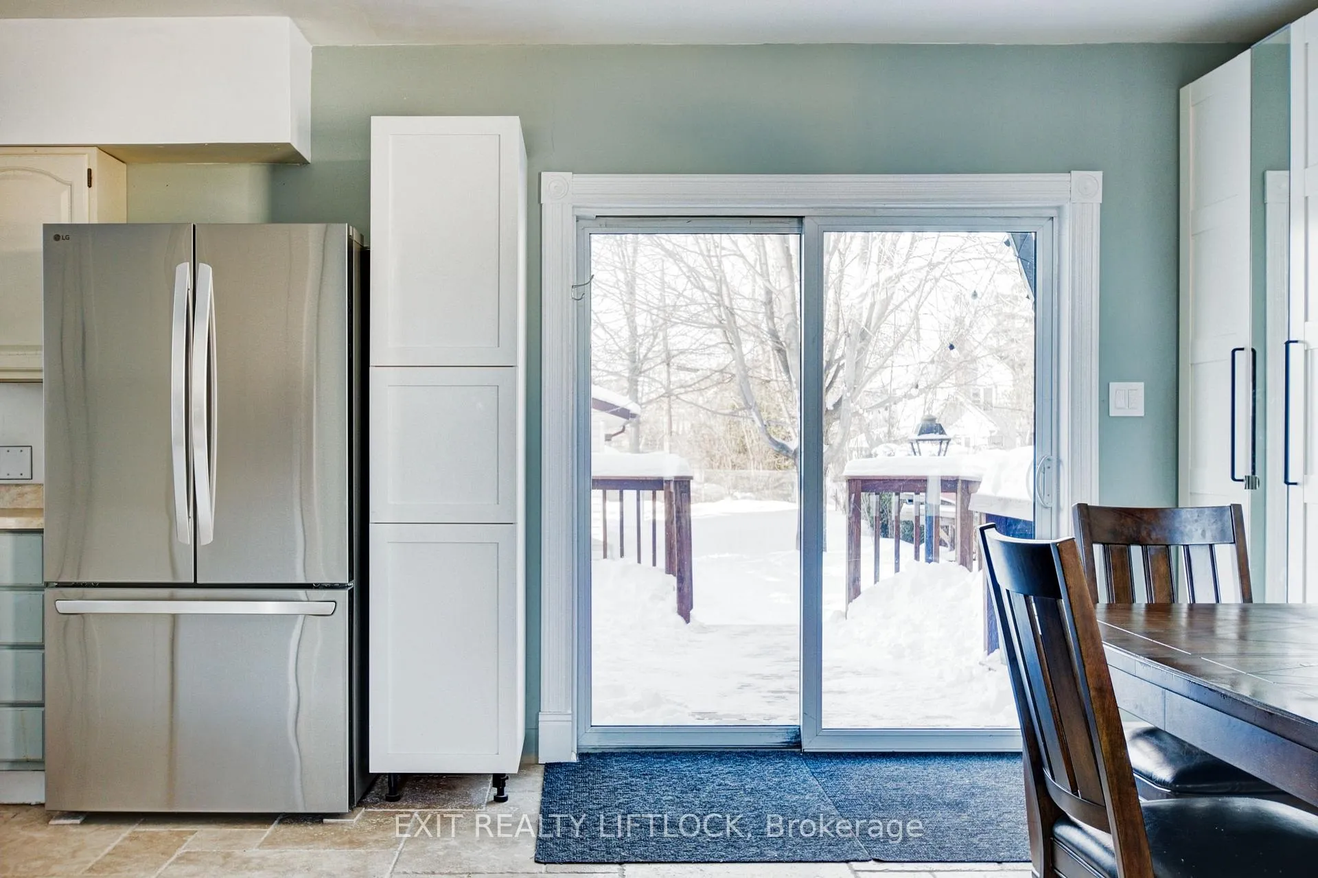 Photo 9 of 558 Chamberlain Street, Peterborough, Otonabee Ward 1 — HOMEH