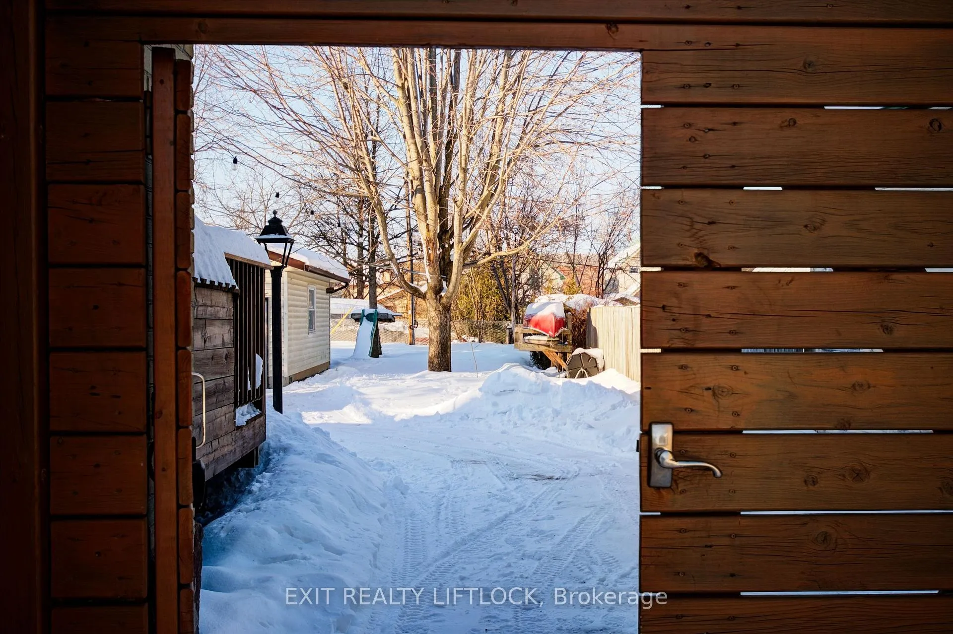 Photo 31 of 558 Chamberlain Street, Peterborough, Otonabee Ward 1 — HOMEH