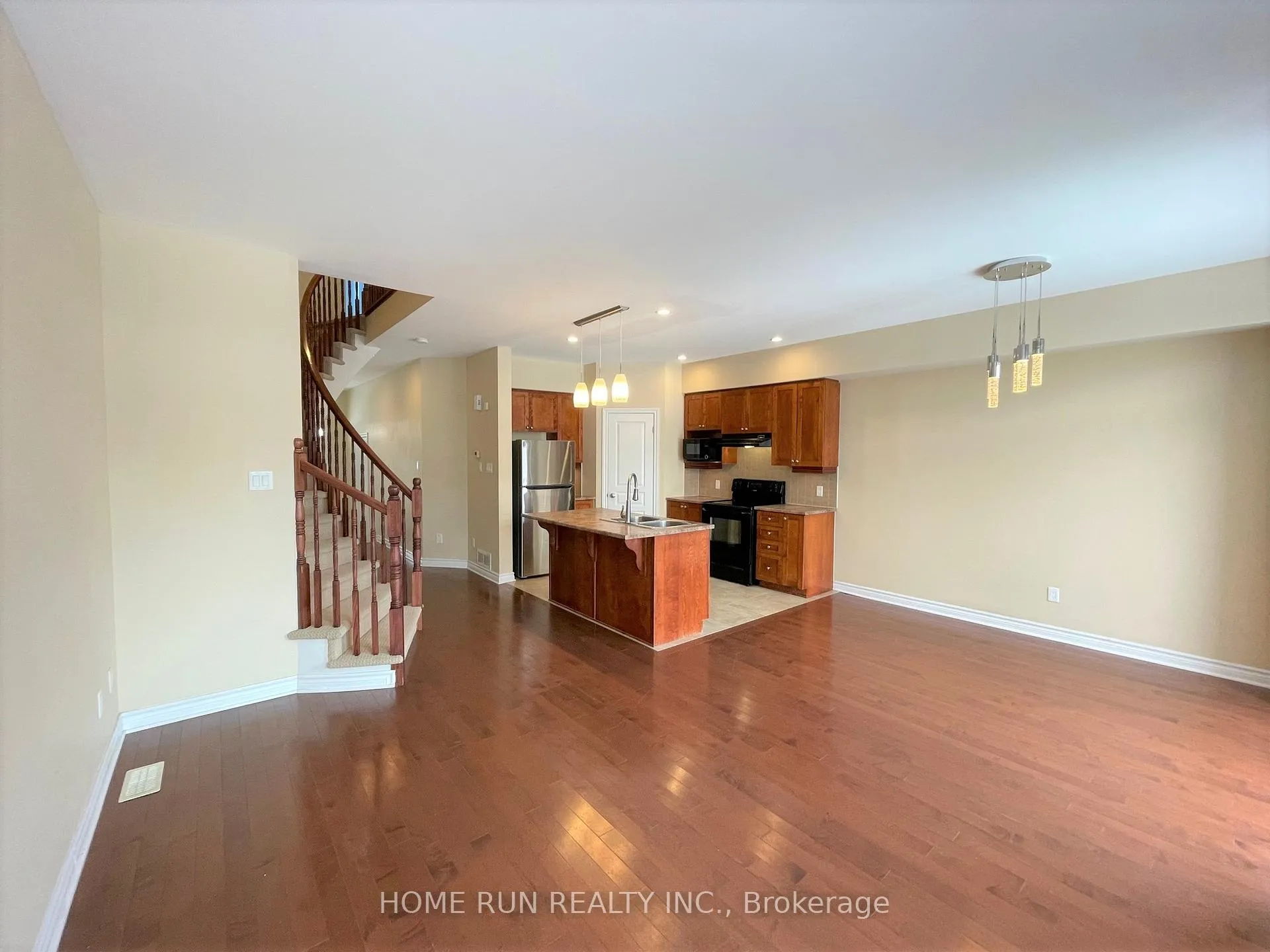 Photo 15 of 15 Madelon Drive, Ottawa, Barrhaven - Longfields — HOMEH