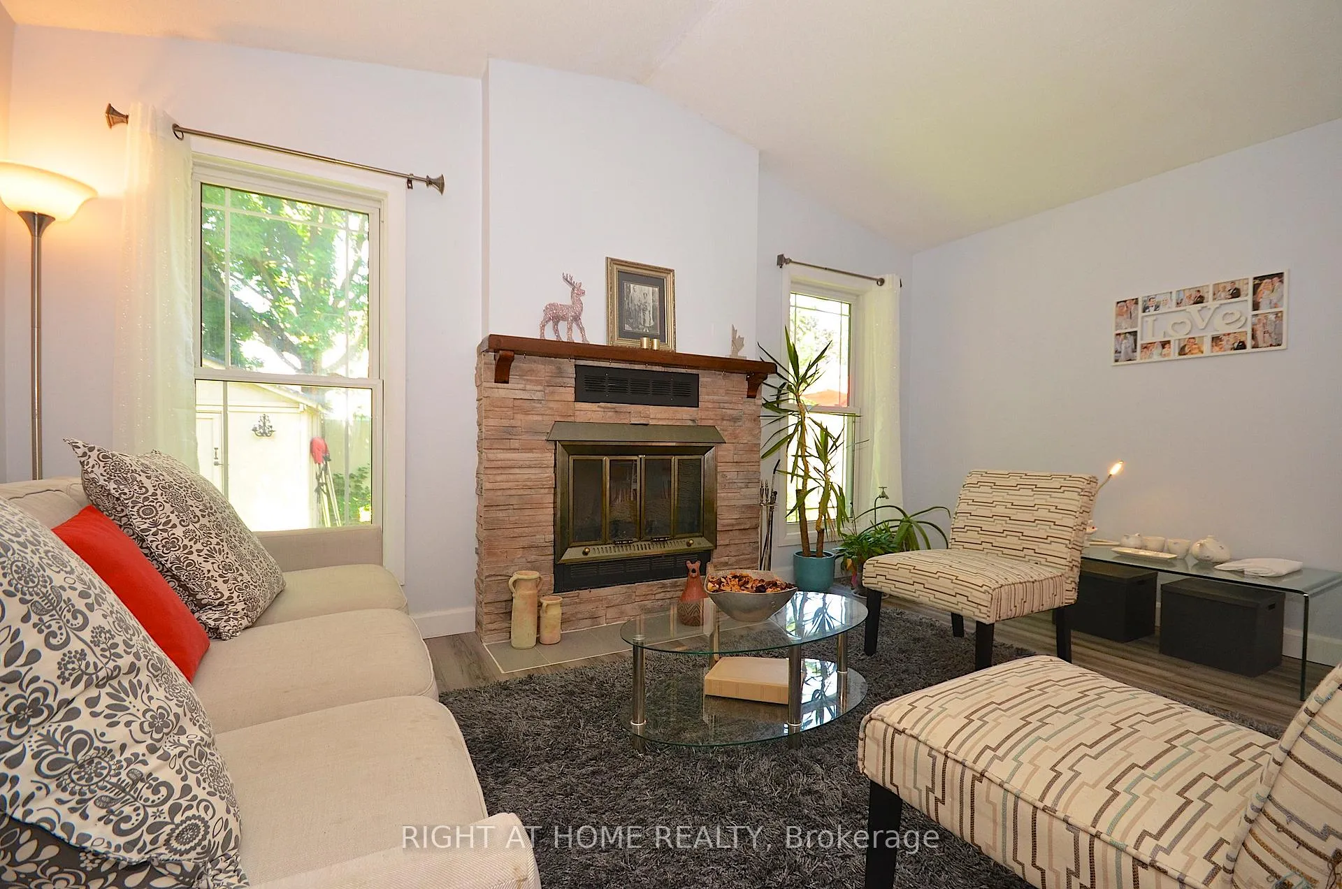 Photo 9 of 77 Winchester Drive, Ottawa, Kanata - Glencairn/Hazeldean — HOMEH
