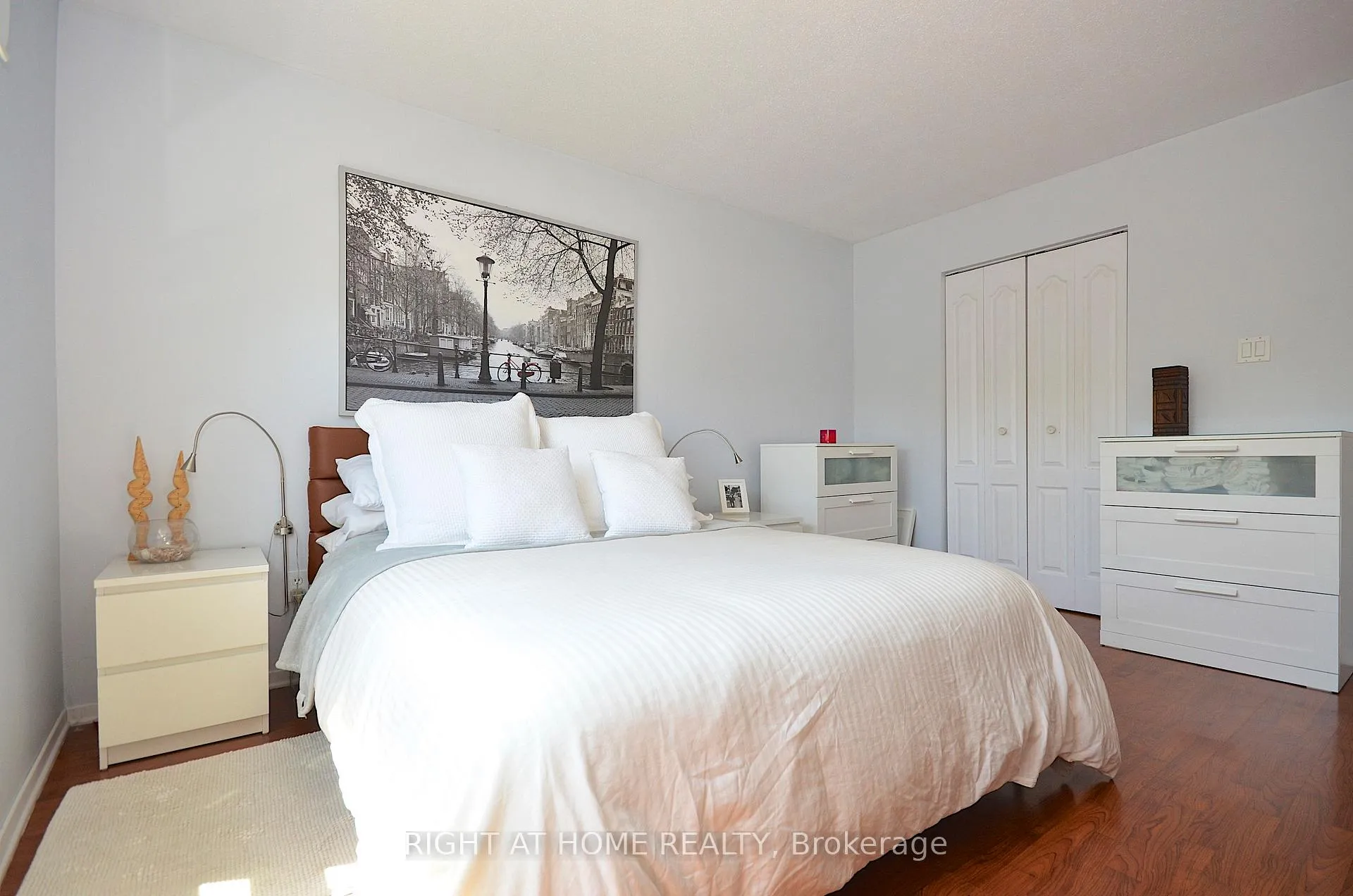Photo 13 of 77 Winchester Drive, Ottawa, Kanata - Glencairn/Hazeldean — HOMEH