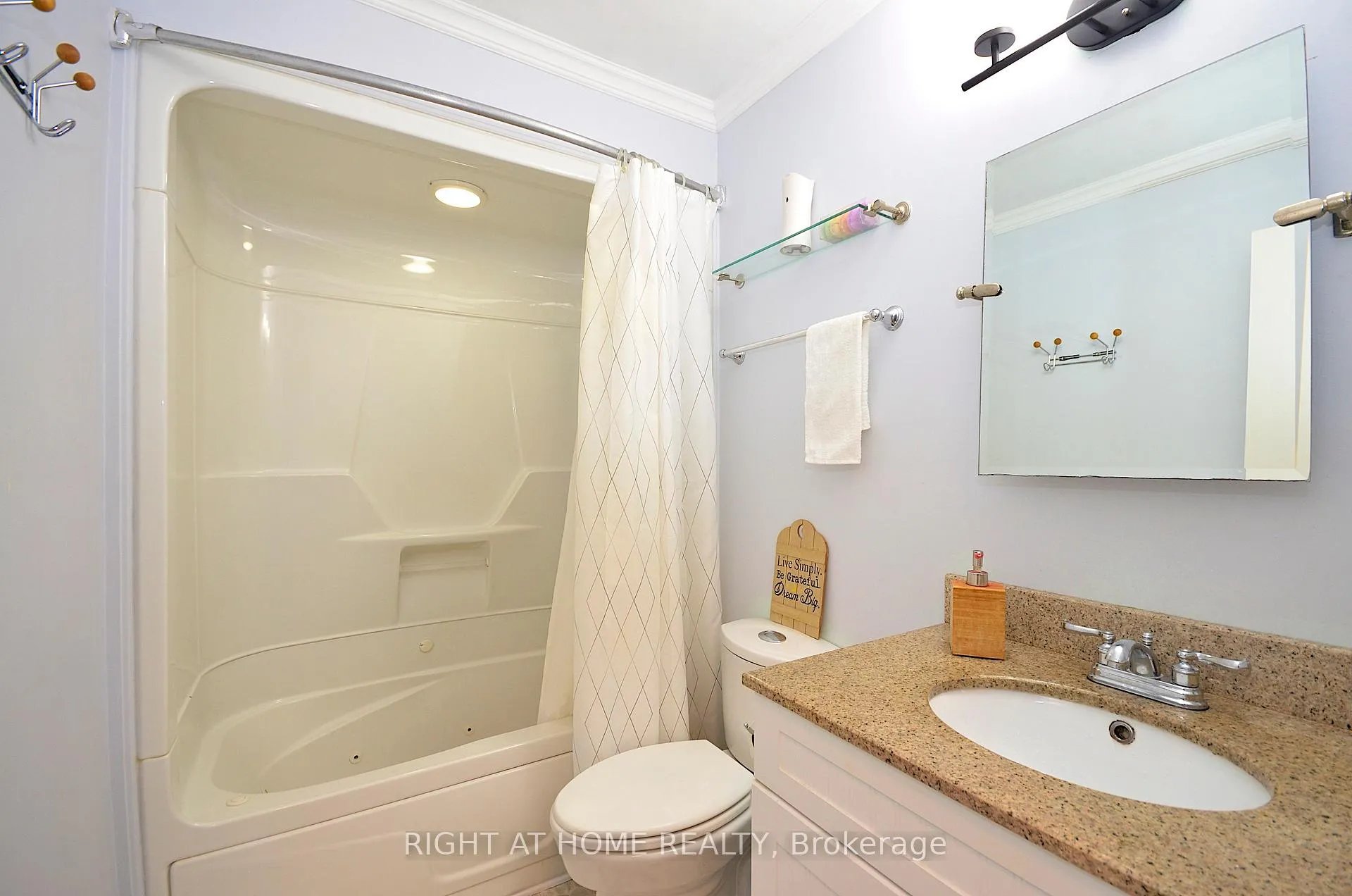 Photo 16 of 77 Winchester Drive, Ottawa, Kanata - Glencairn/Hazeldean — HOMEH