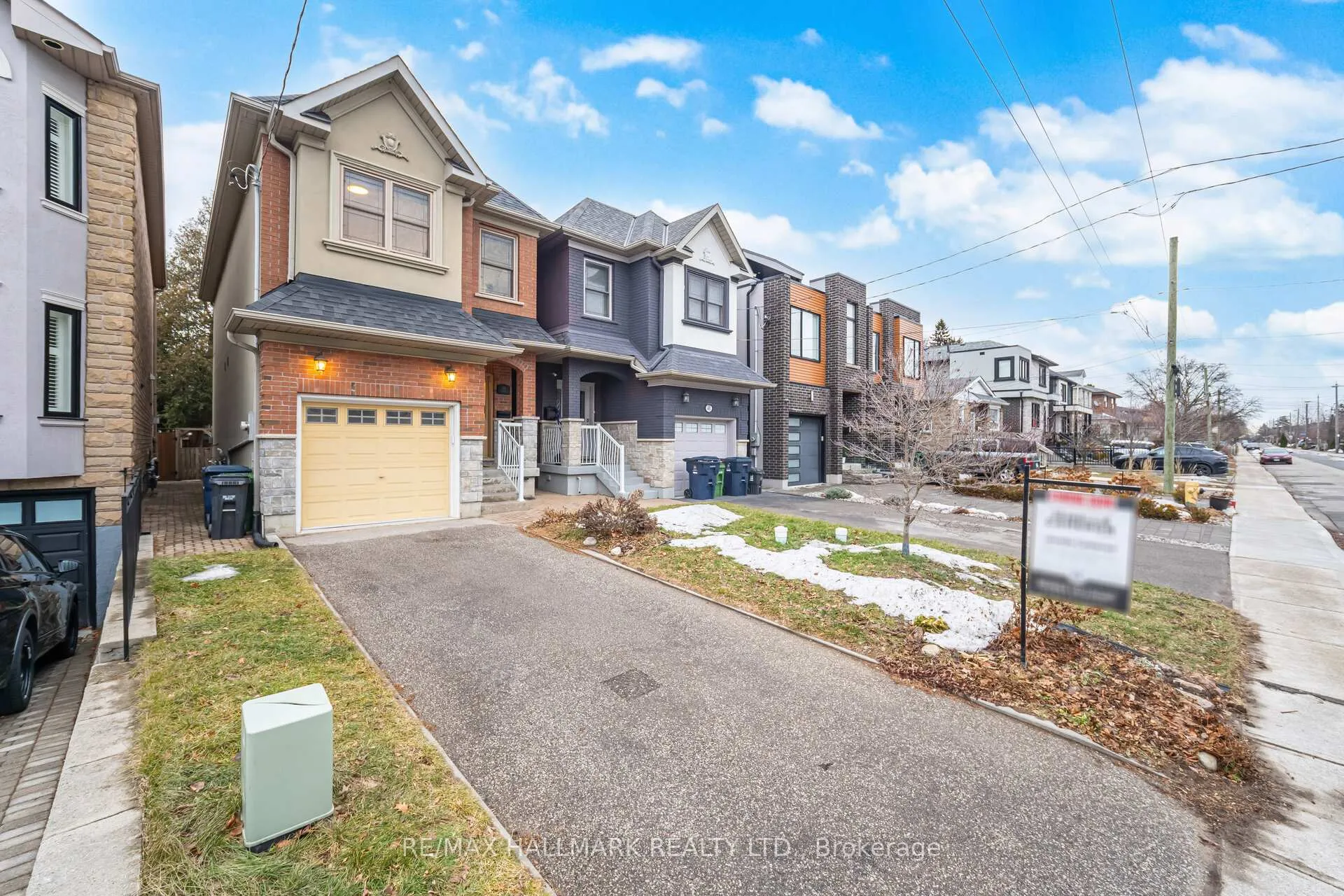 Photo 2 of 4A Holborne Avenue, Toronto, Danforth Village-East York — HOMEH