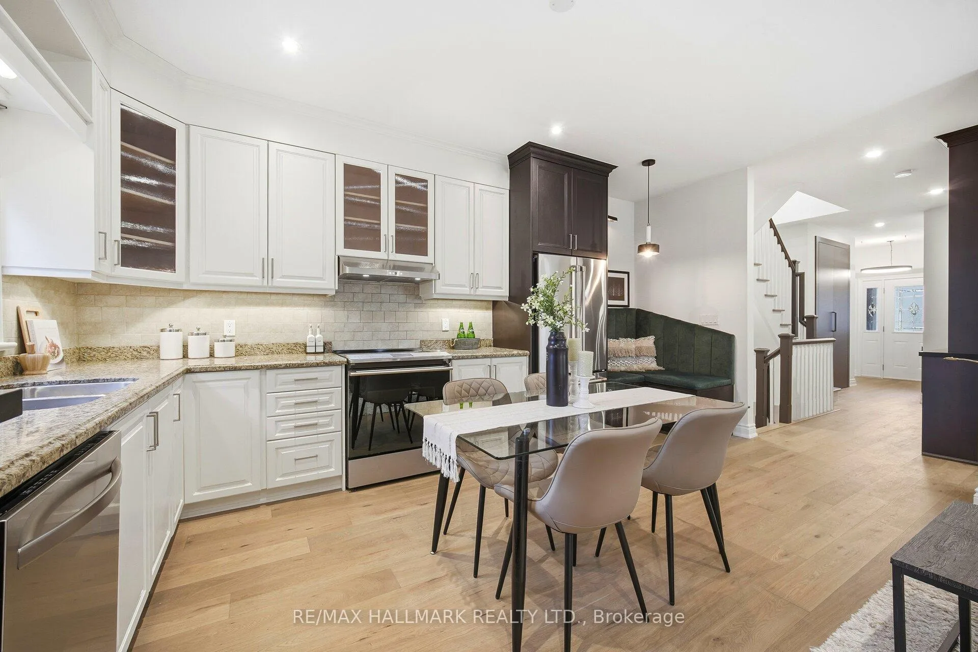 Photo 9 of 4A Holborne Avenue, Toronto, Danforth Village-East York — HOMEH