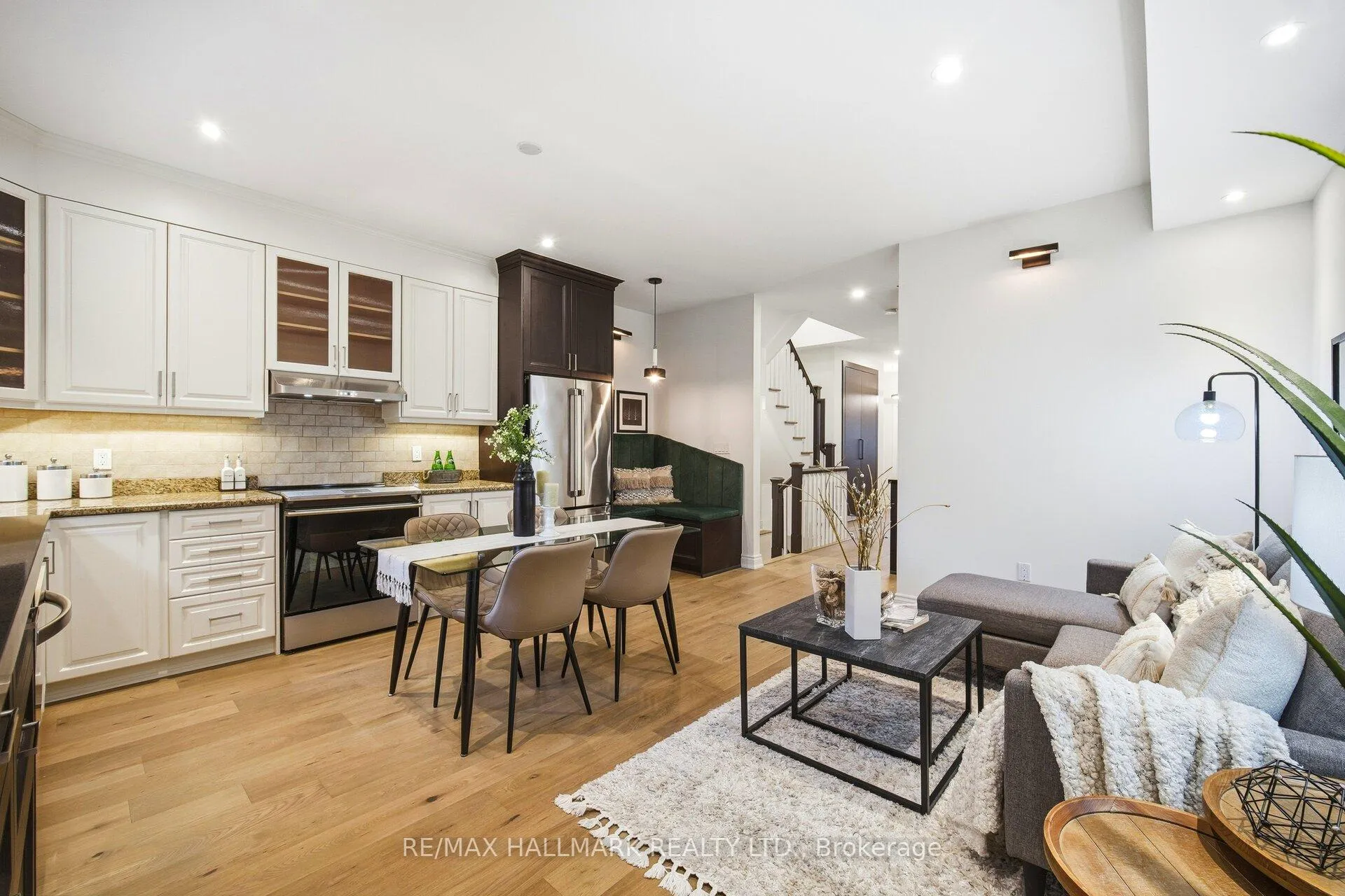 Photo 12 of 4A Holborne Avenue, Toronto, Danforth Village-East York — HOMEH