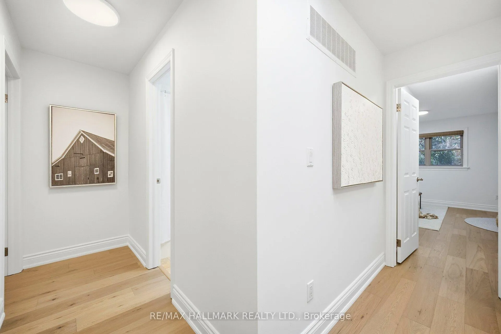 Photo 16 of 4A Holborne Avenue, Toronto, Danforth Village-East York — HOMEH