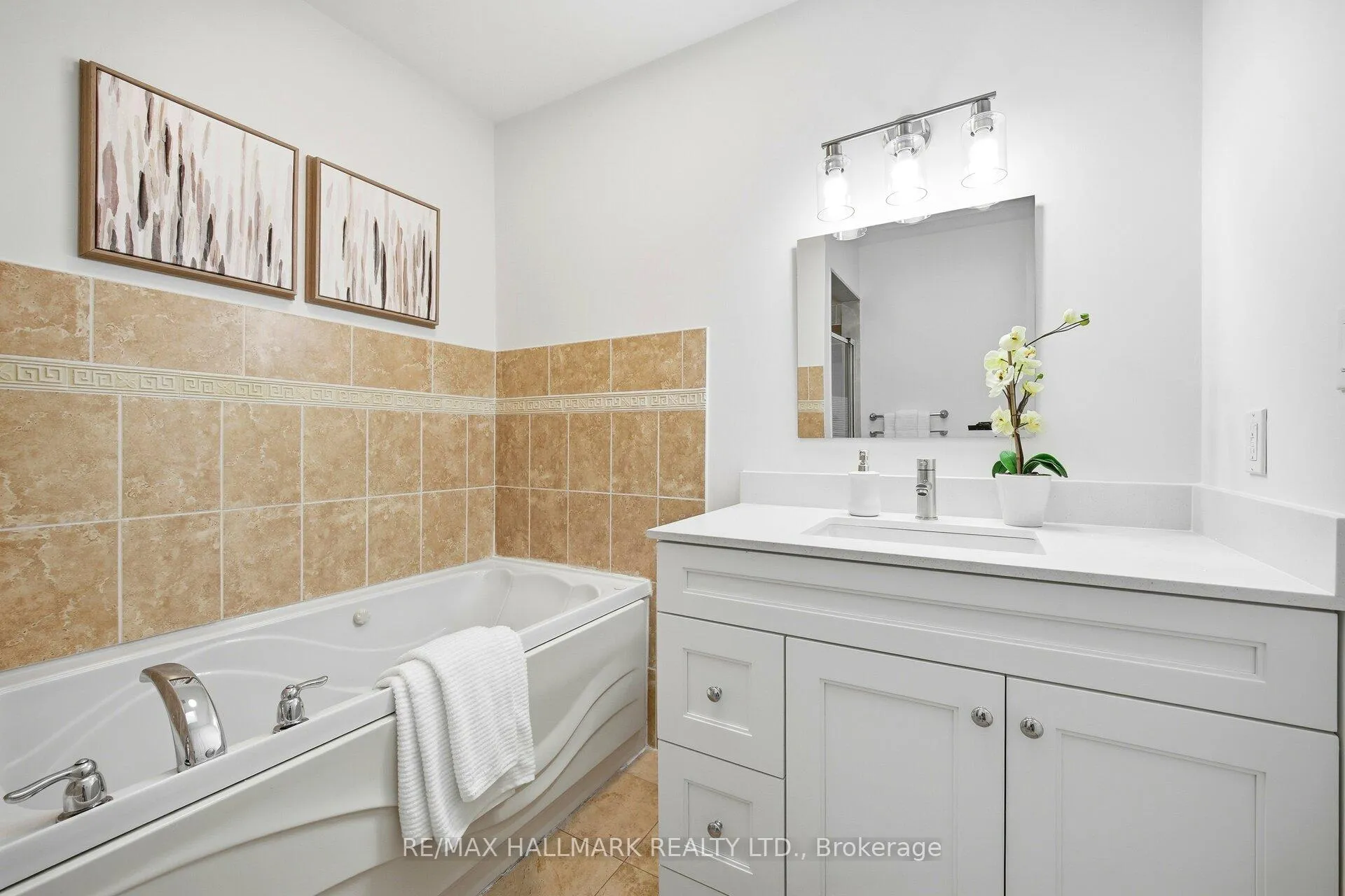 Photo 20 of 4A Holborne Avenue, Toronto, Danforth Village-East York — HOMEH