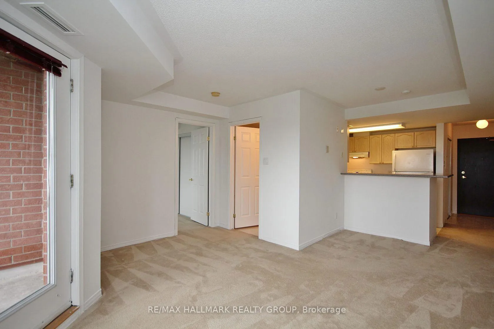 Photo 8 of Unit 5G, 310 Central Park Drive, Ottawa, Central Park — HOMEH
