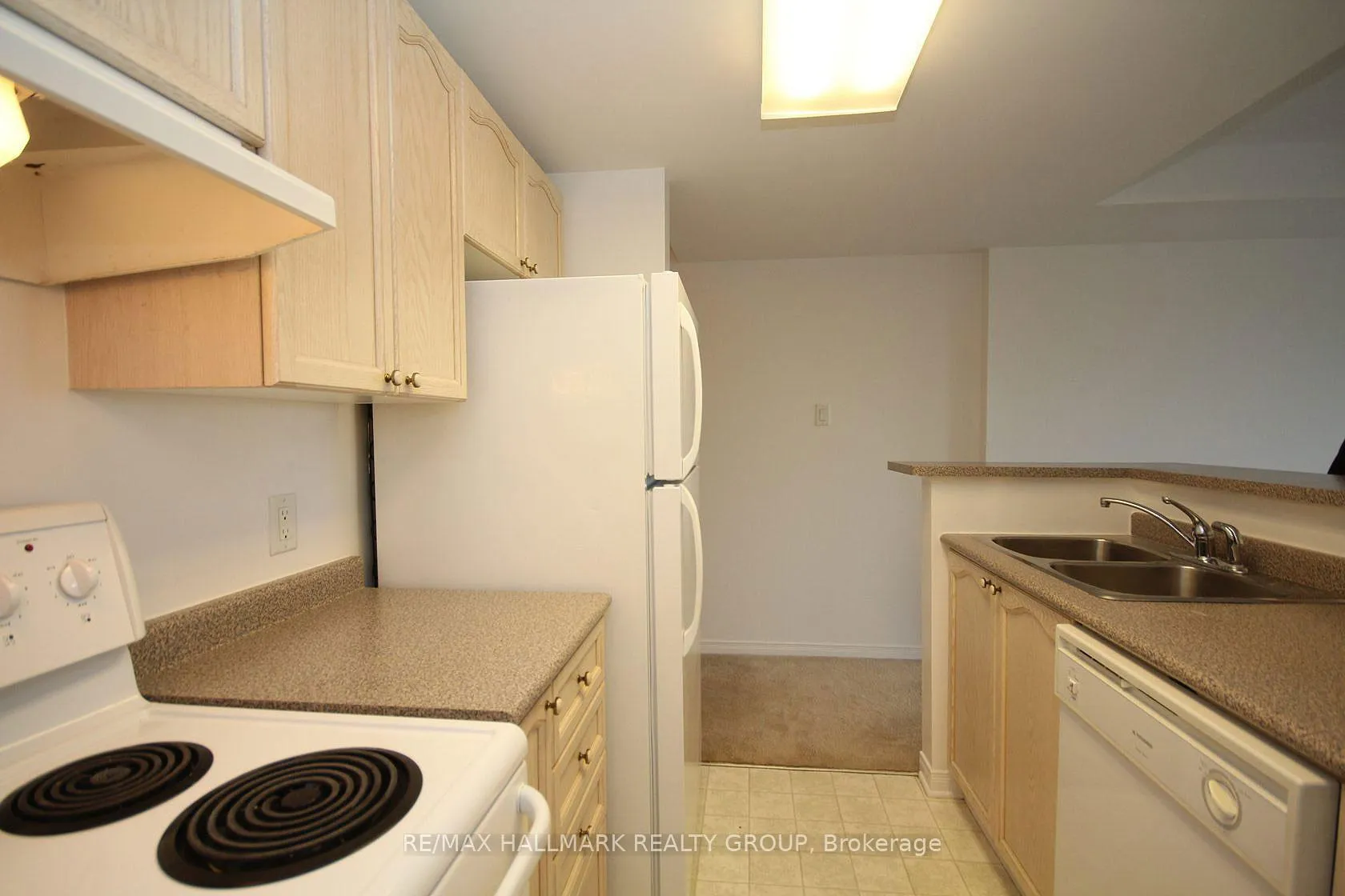 Photo 11 of Unit 5G, 310 Central Park Drive, Ottawa, Central Park — HOMEH
