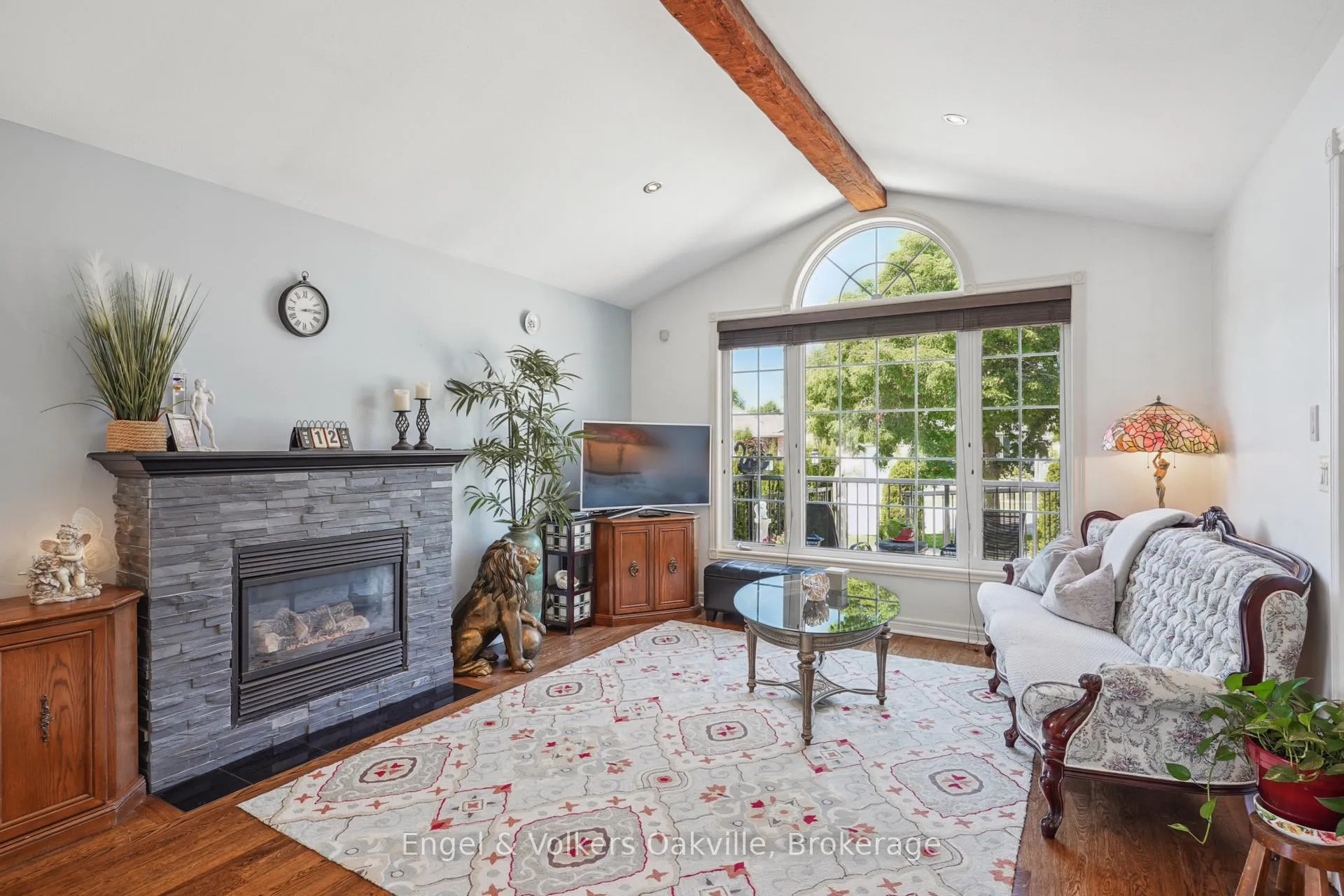 Photo 6 of 339 Wellbrook Avenue, Welland, Prince Charles — HOMEH