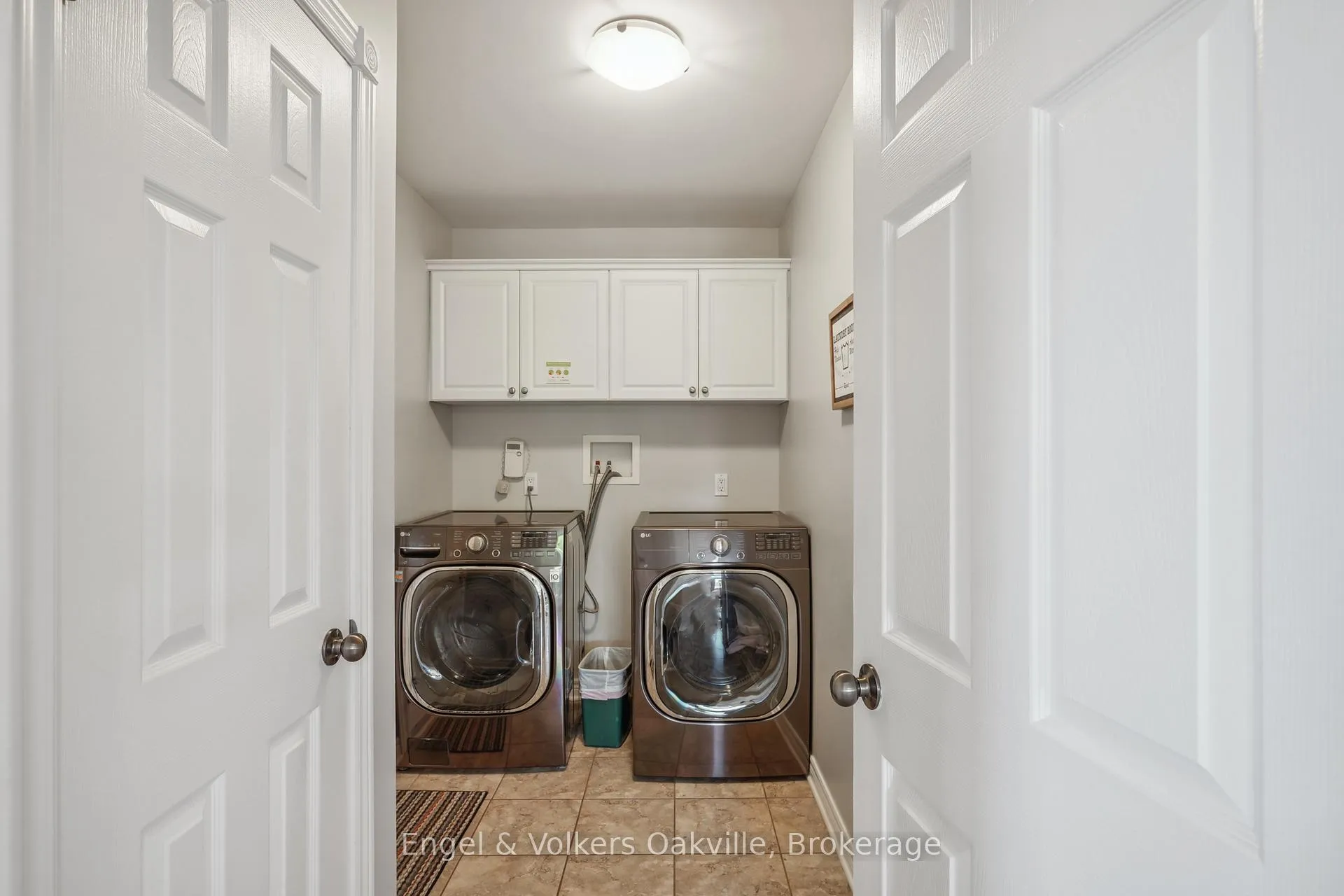 Photo 18 of 339 Wellbrook Avenue, Welland, Prince Charles — HOMEH