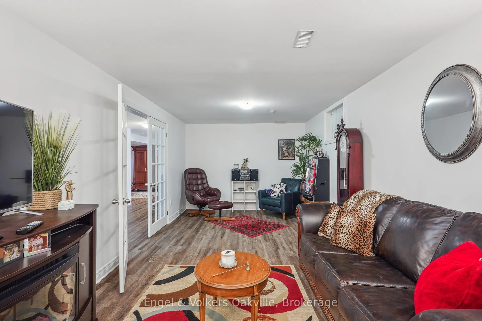Photo 24 of 339 Wellbrook Avenue, Welland, Prince Charles — HOMEH