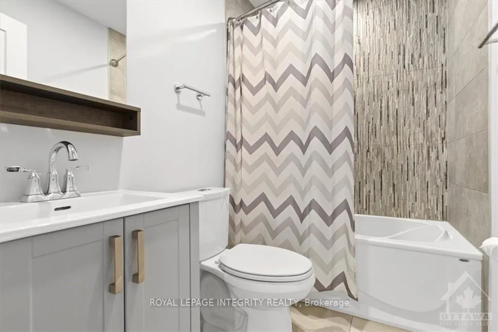 Photo 19 of 10 Quill Street, Ottawa, Overbrook/Castle Heights — HOMEH