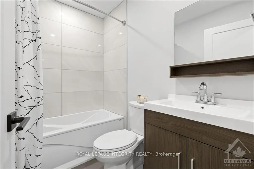Photo 23 of 10 Quill Street, Ottawa, Overbrook/Castle Heights — HOMEH