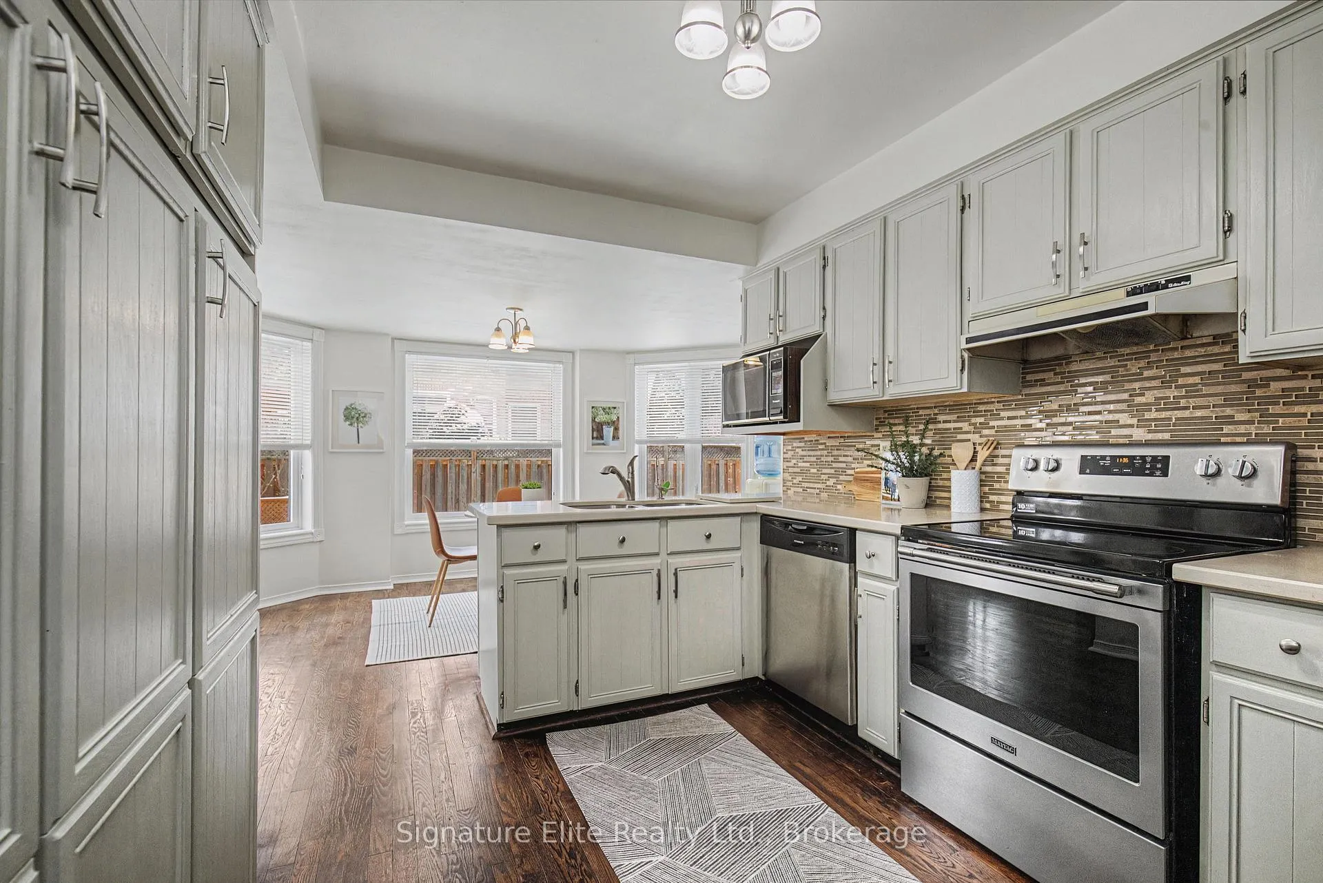 Photo 6 of 1022 Moorelands Crescent, Pickering, Rosebank — HOMEH