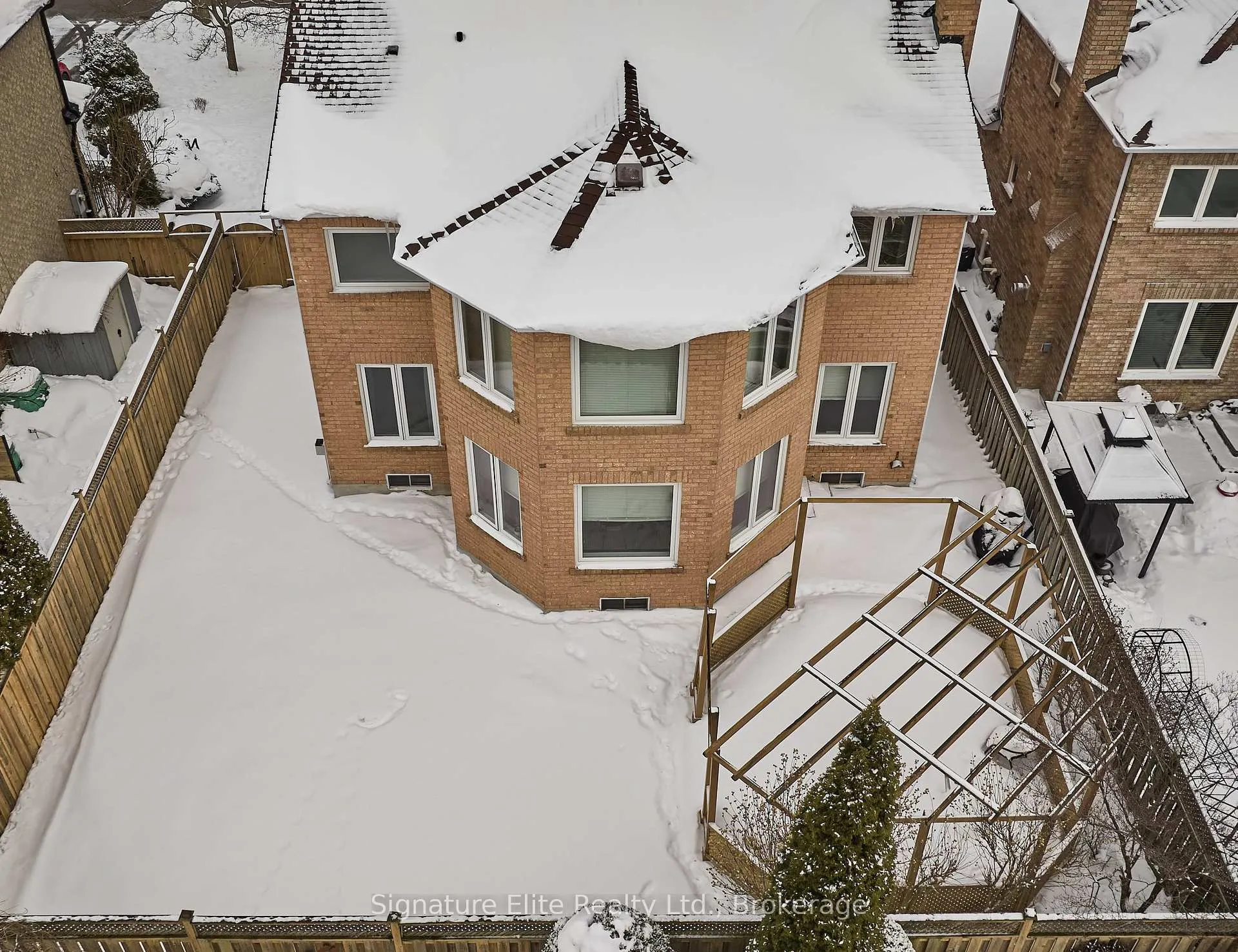 Photo 14 of 1022 Moorelands Crescent, Pickering, Rosebank — HOMEH