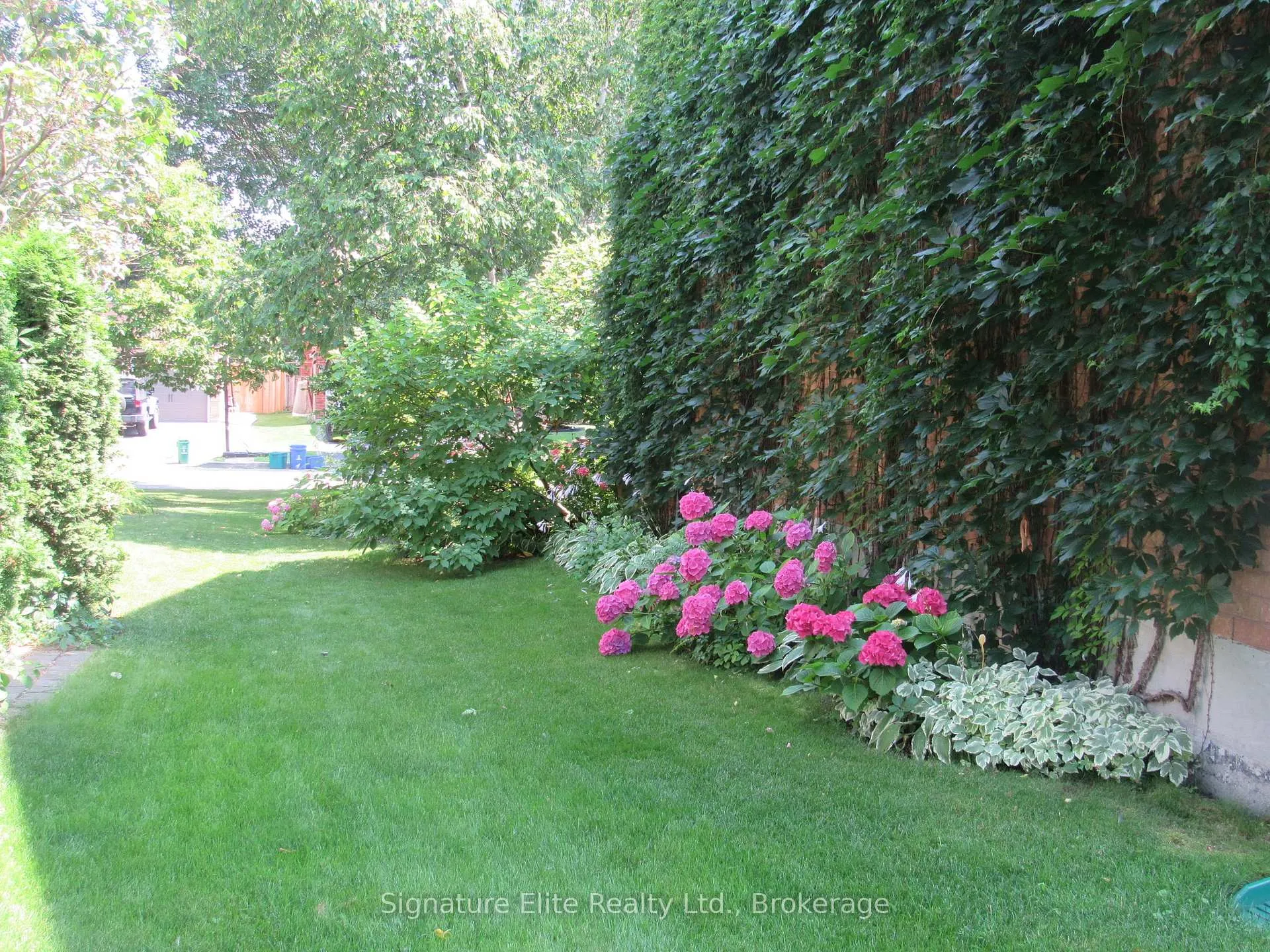 Photo 37 of 1022 Moorelands Crescent, Pickering, Rosebank — HOMEH