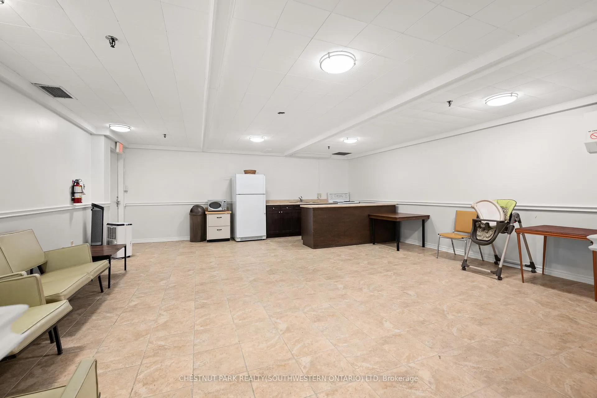 Photo 18 of Unit 1005, 225 Harvard Place, Waterloo — HOMEH